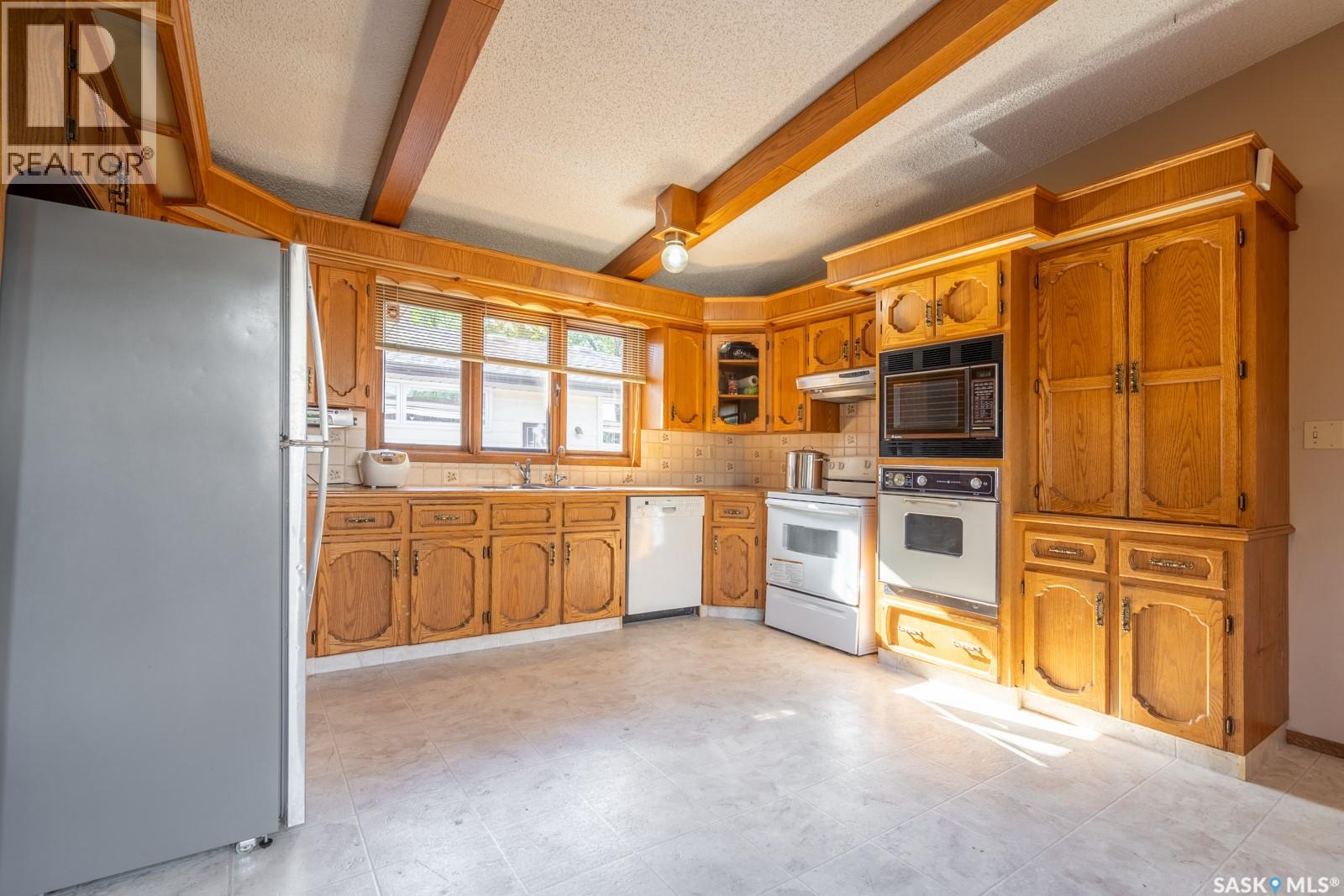 Single Family House Bungalow for Sale in  Sunset DRIVE Regina 