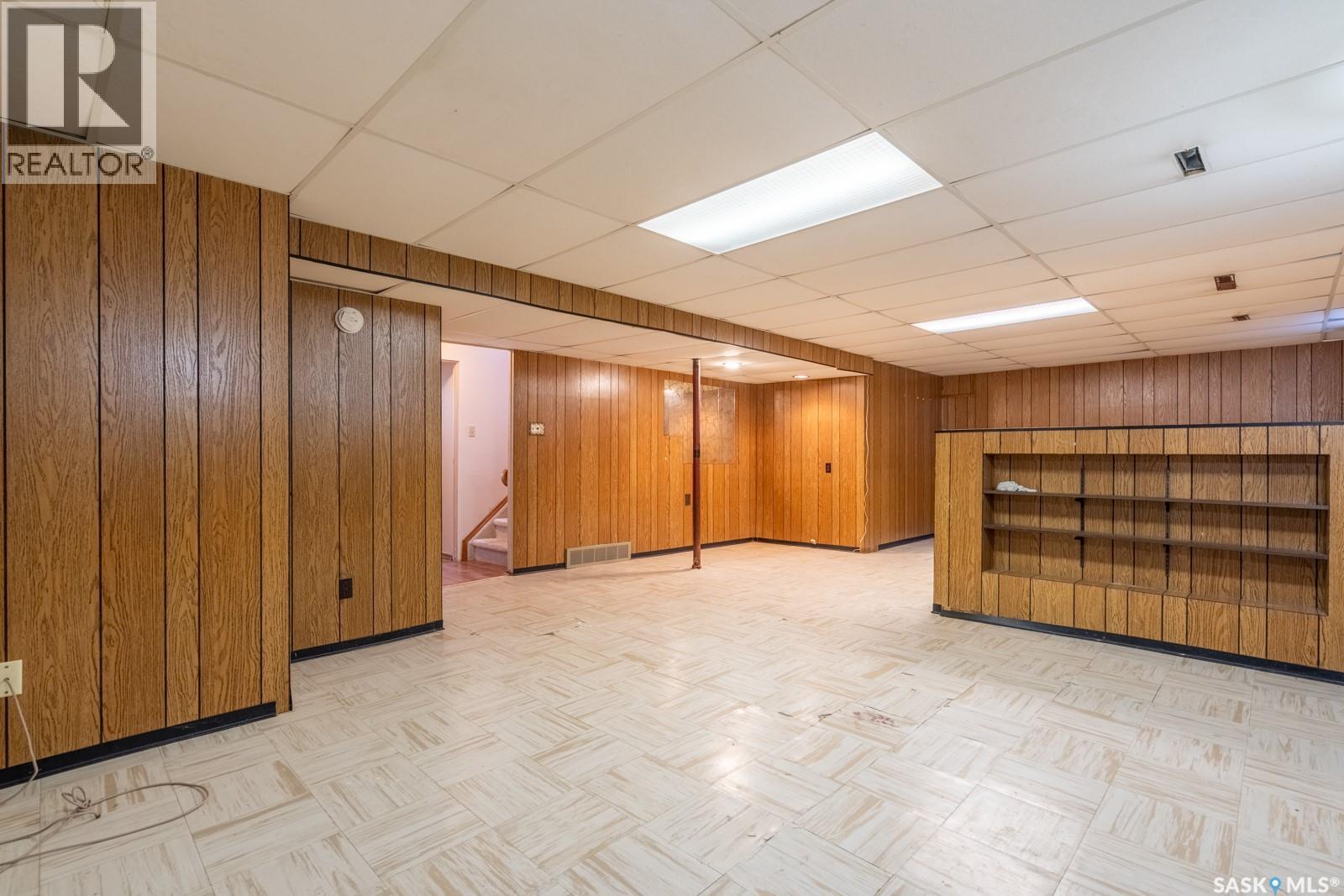 Single Family House Bungalow for Sale in  Sunset DRIVE Regina 
