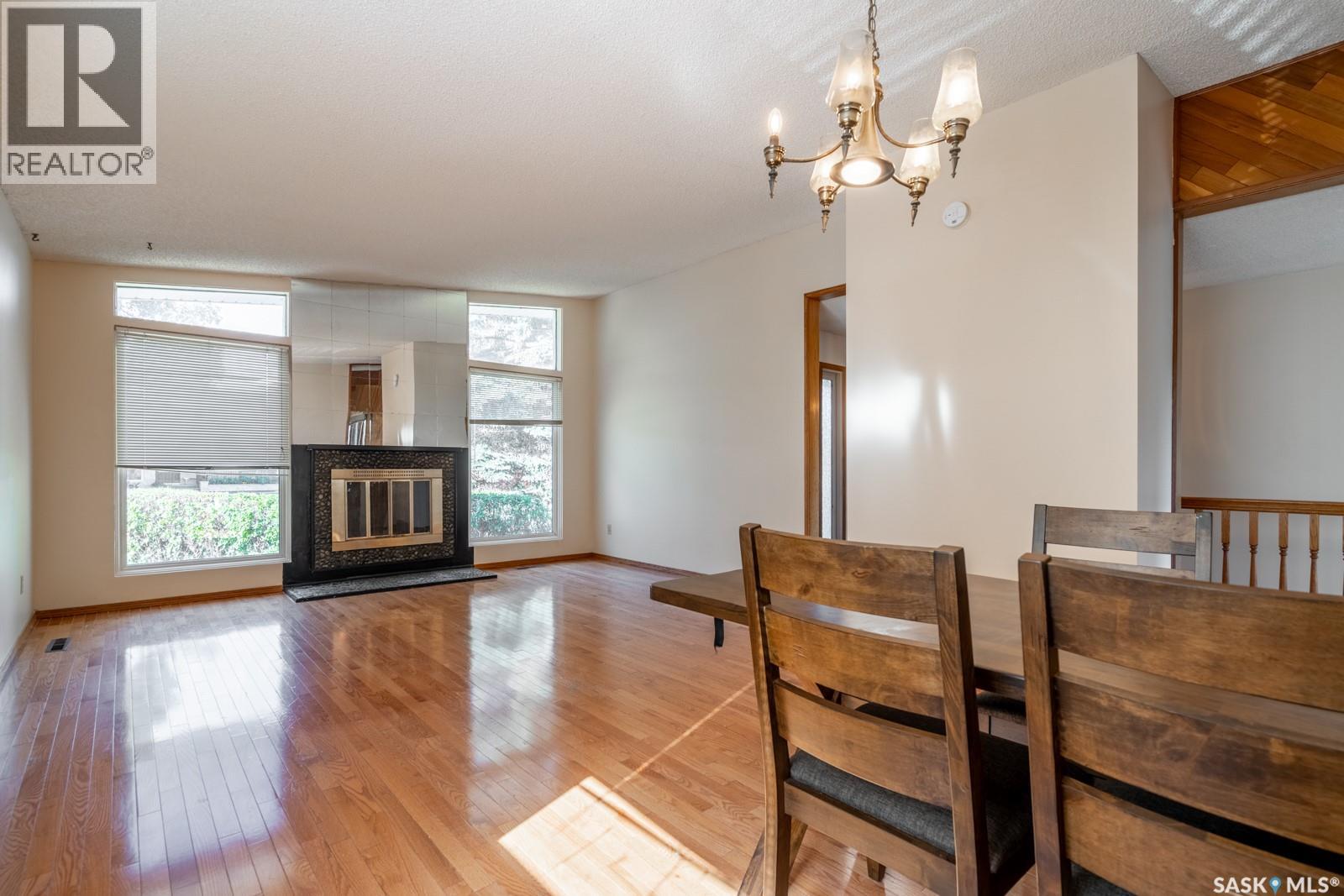 Single Family House Bungalow for Sale in  Sunset DRIVE Regina 