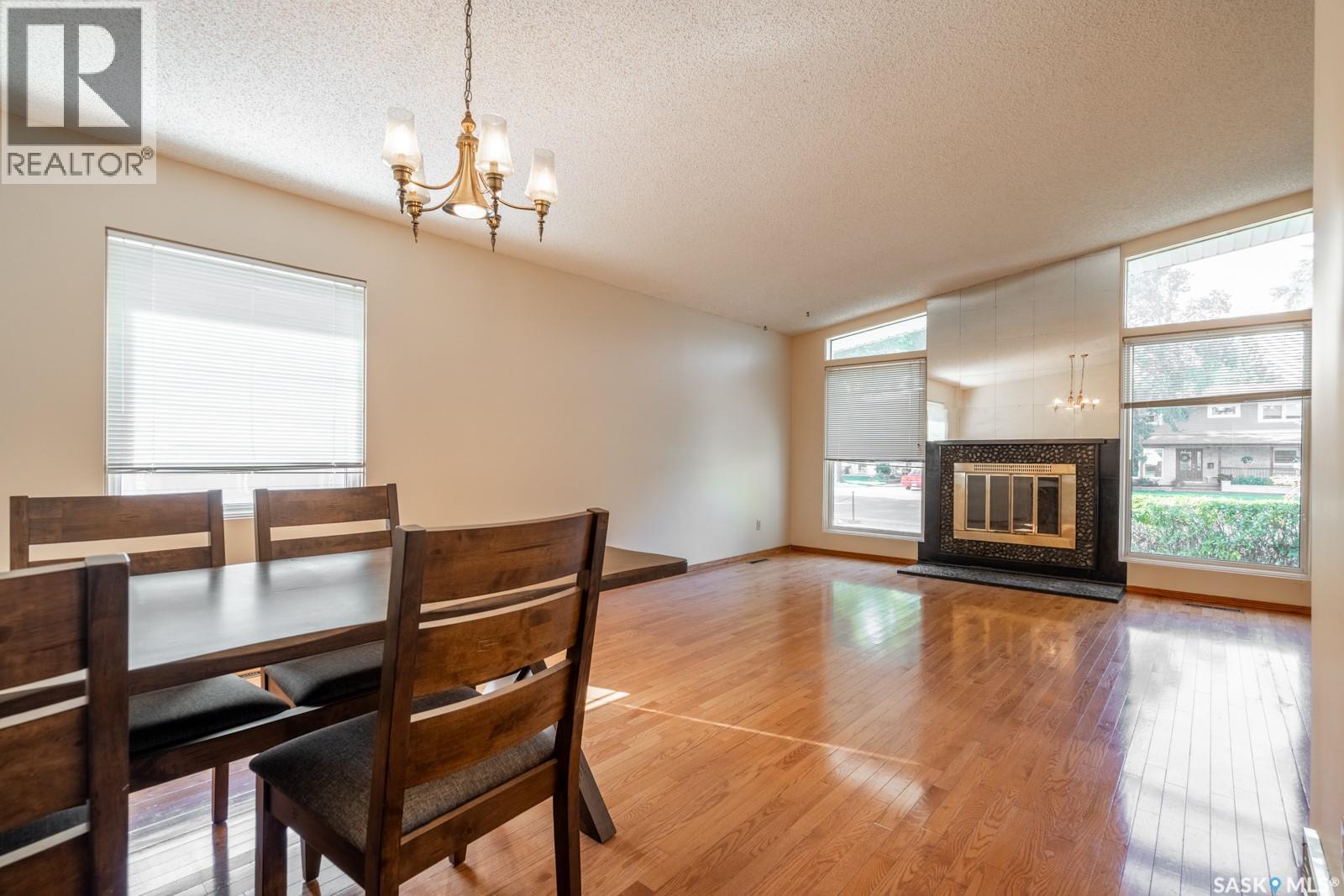 Single Family House Bungalow for Sale in  Sunset DRIVE Regina 