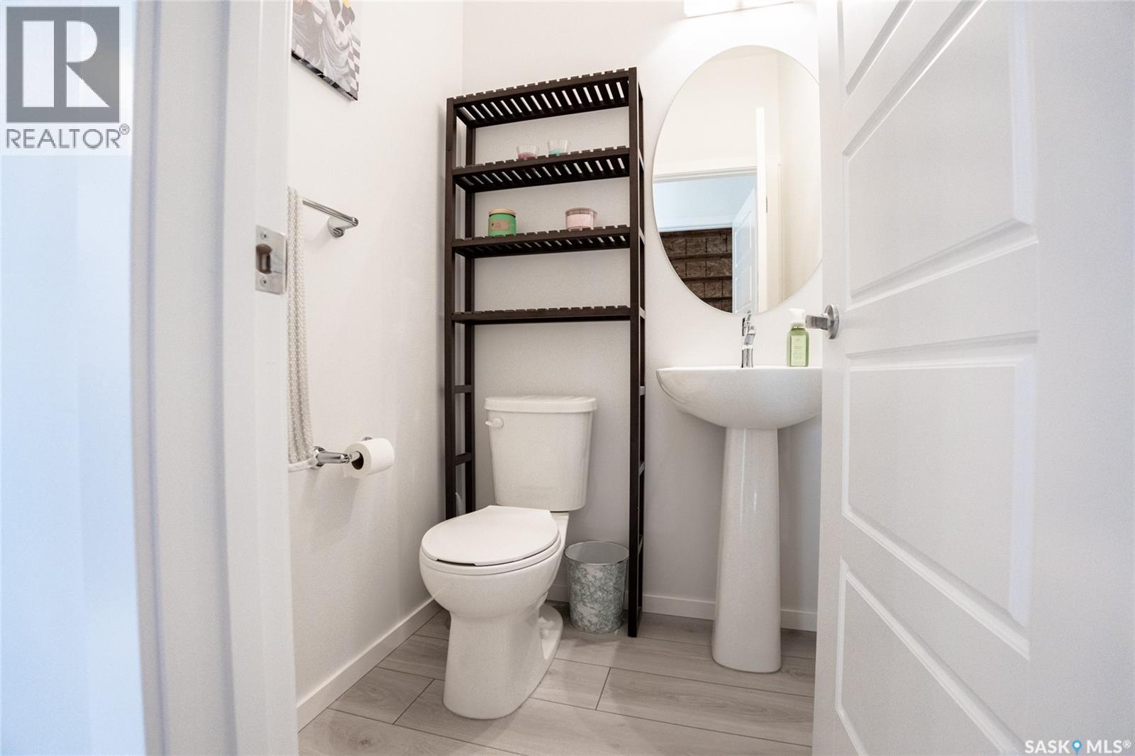 Photo 14 of 5024 Primrose Green Drive E, Regina SK