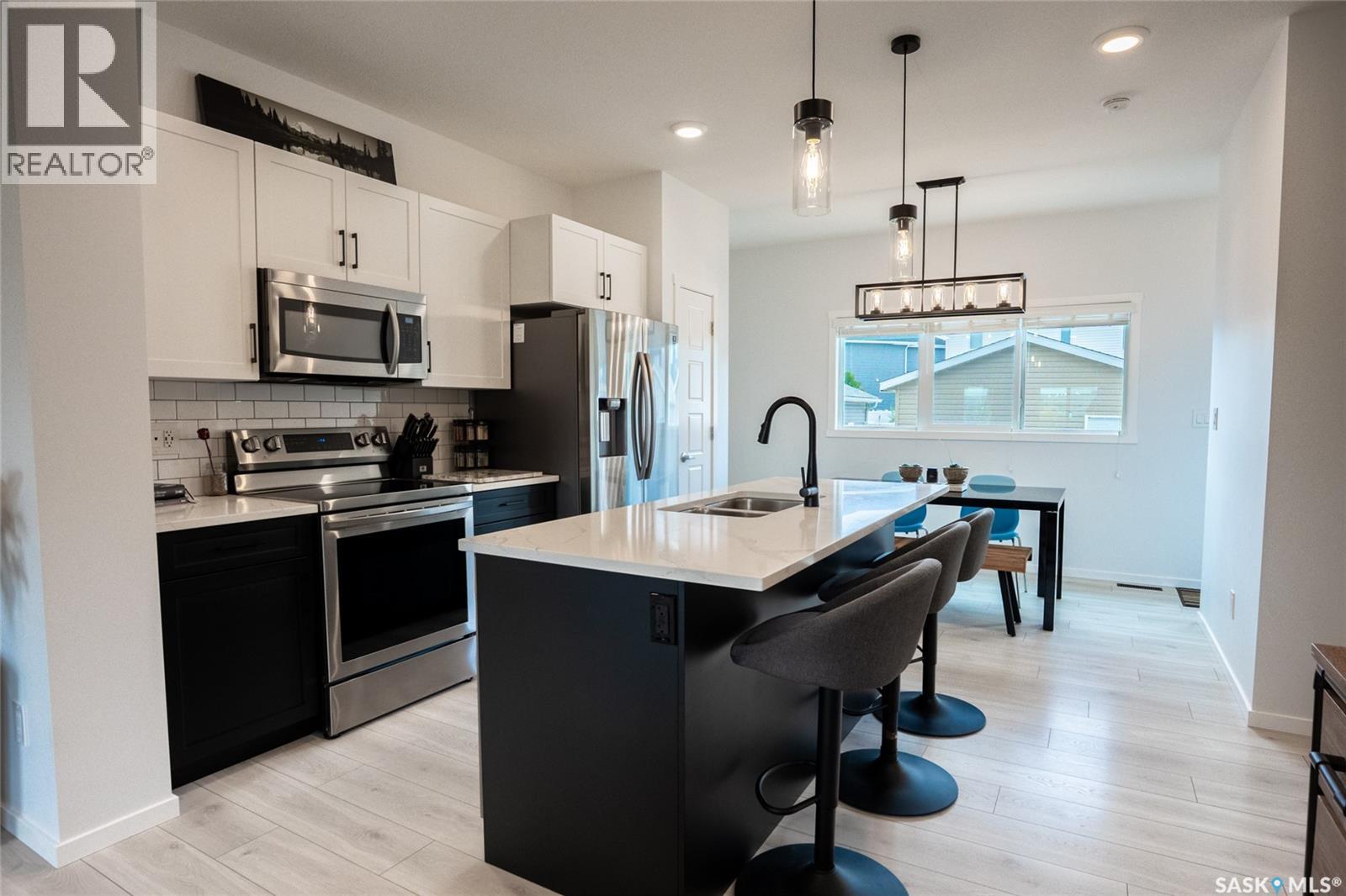Photo 8 of 5024 Primrose Green Drive E, Regina SK