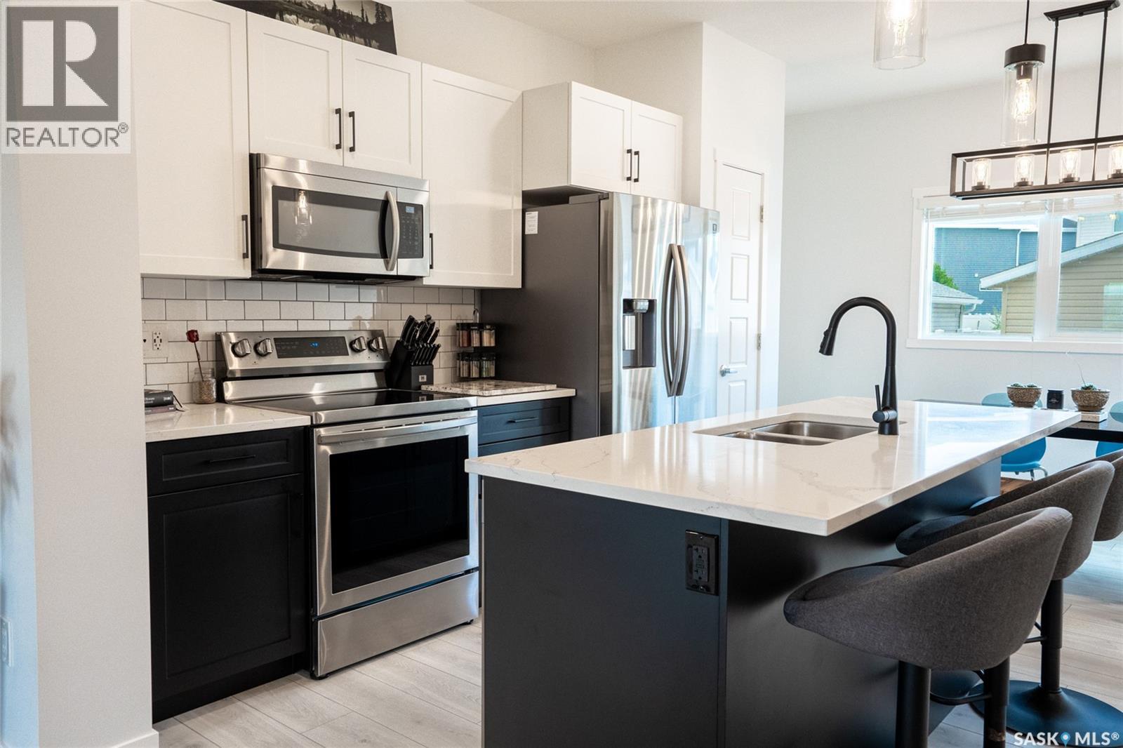 Photo 9 of 5024 Primrose Green Drive E, Regina SK