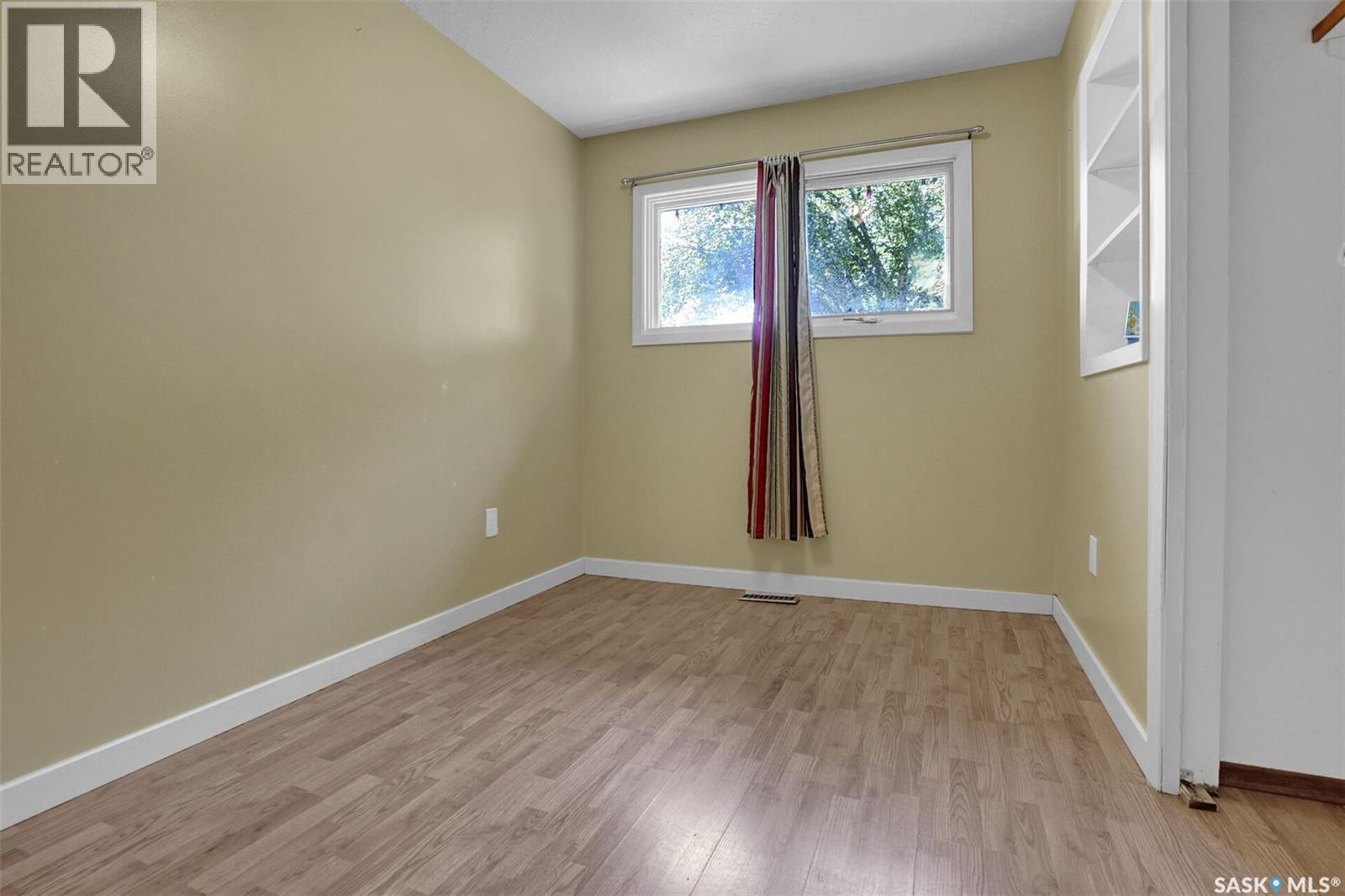 Photo 38 of 71 Rendek Crescent, Regina SK