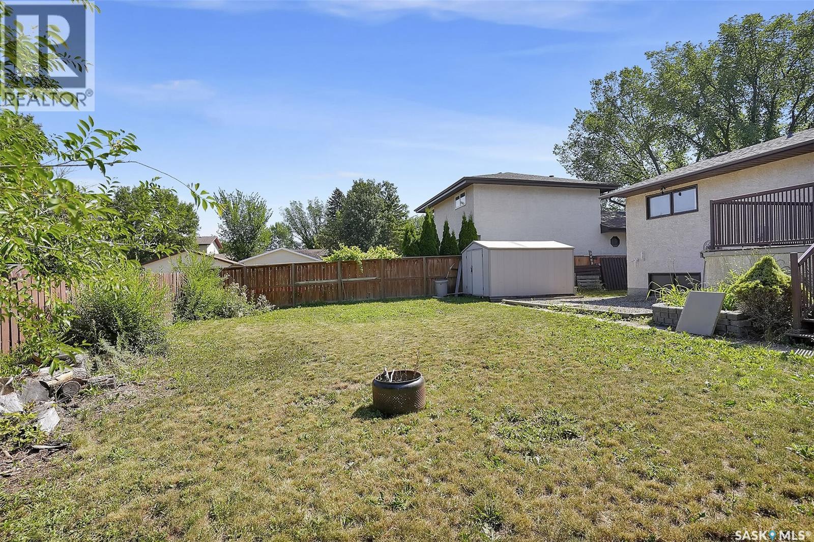 Photo 11 of 71 Rendek Crescent, Regina SK