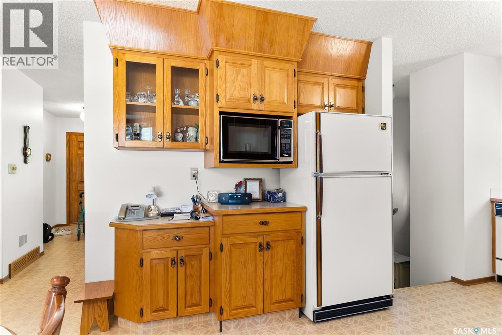 Photo 12 of 2102 Hanover Crescent E, Regina SK