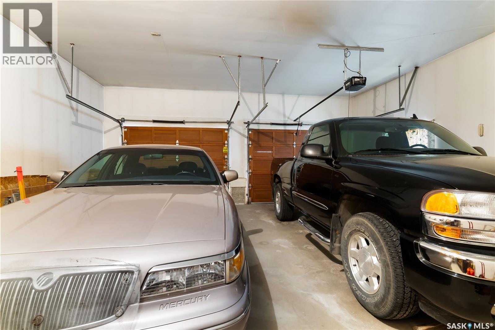 Photo 23 of 2102 Hanover Crescent E, Regina SK