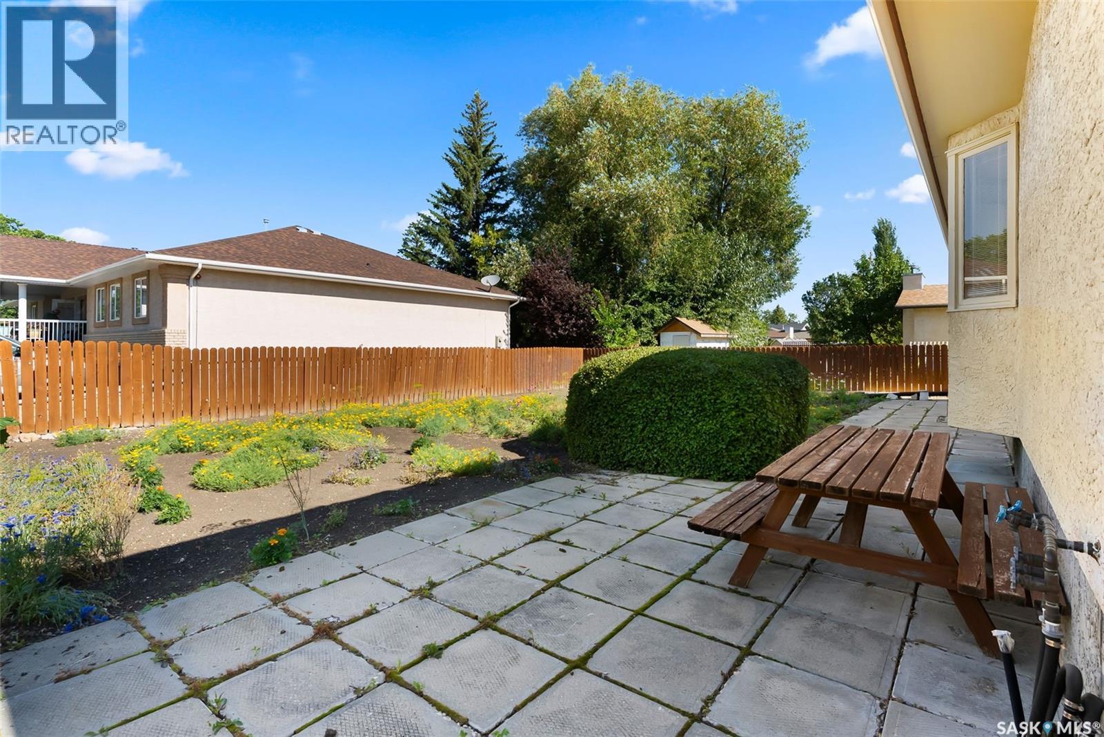 Photo 25 of 2102 Hanover Crescent E, Regina SK