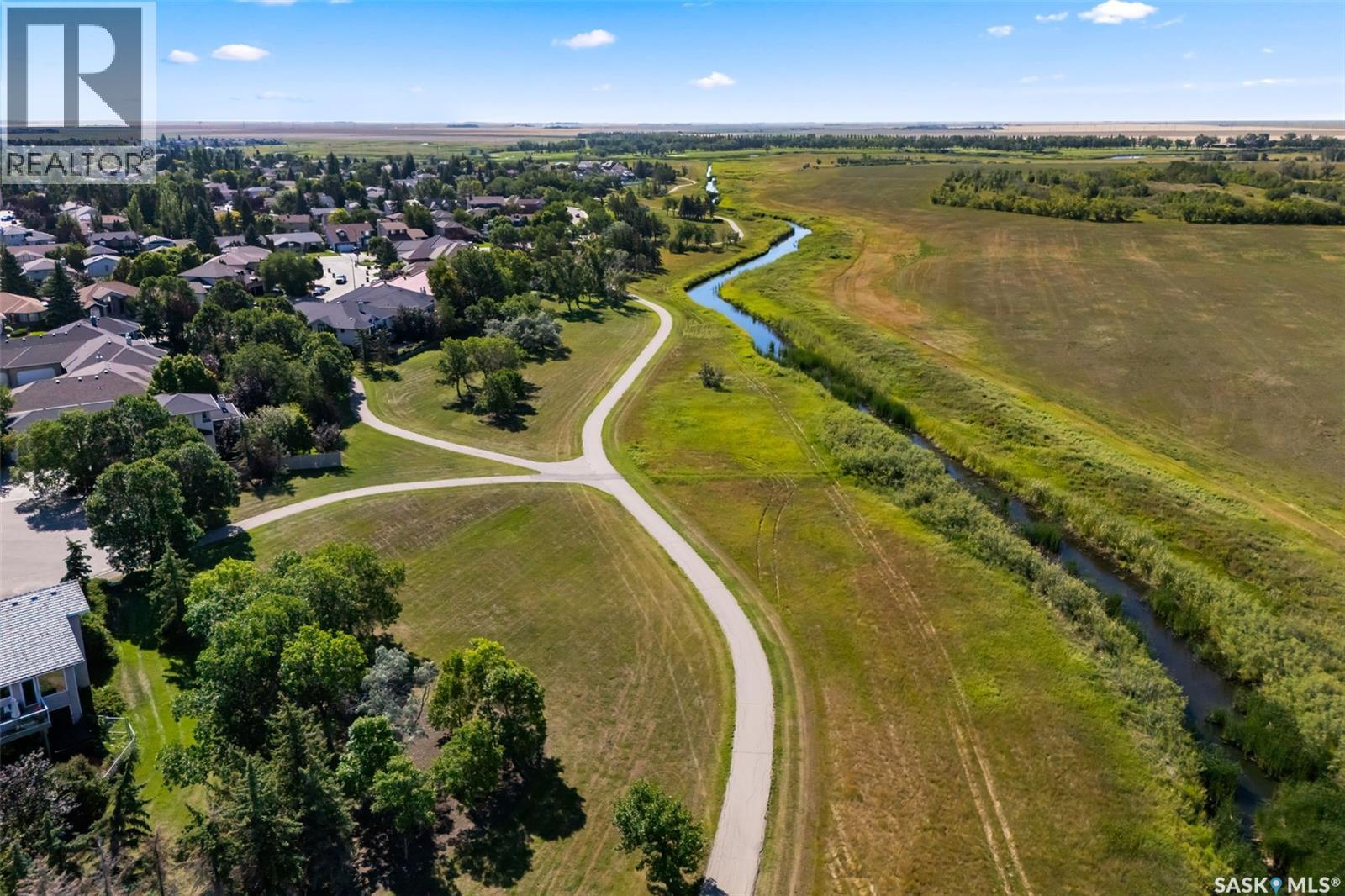 Photo 33 of 2102 Hanover Crescent E, Regina SK
