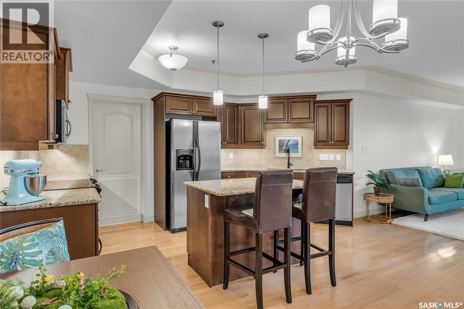 Photo 1 of 135 623 Saskatchewan Crescent W, Saskatoon SK