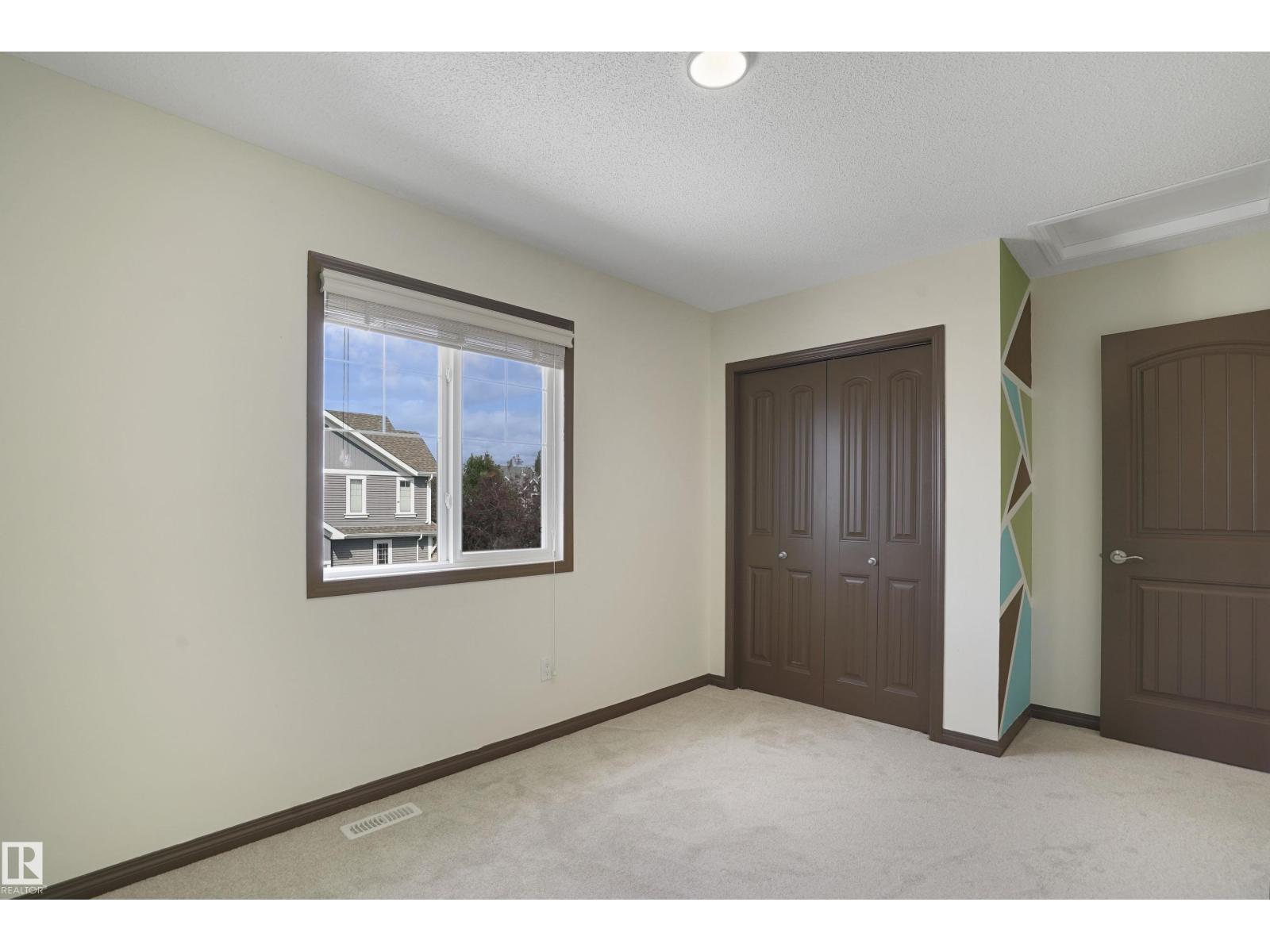 Photo 16 of 2044 74 St Sw, Edmonton AB