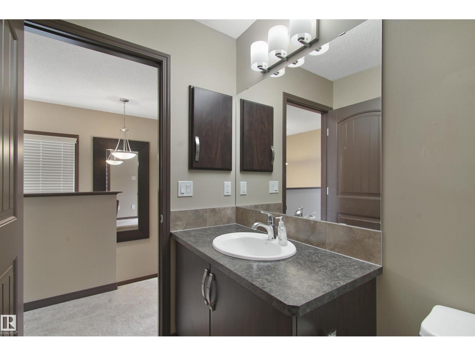 Photo 27 of 2044 74 St Sw, Edmonton AB