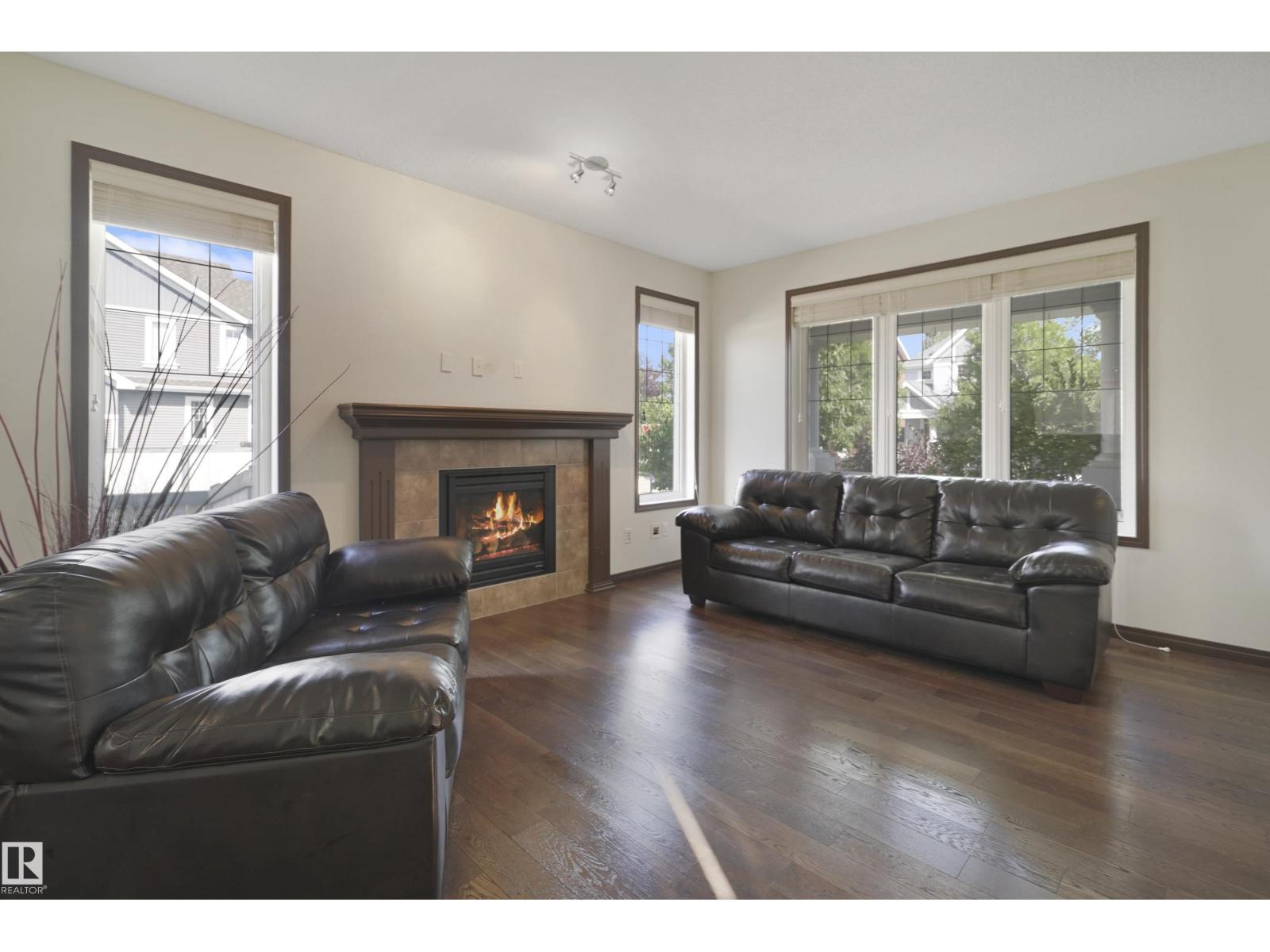 Photo 29 of 2044 74 St Sw, Edmonton AB