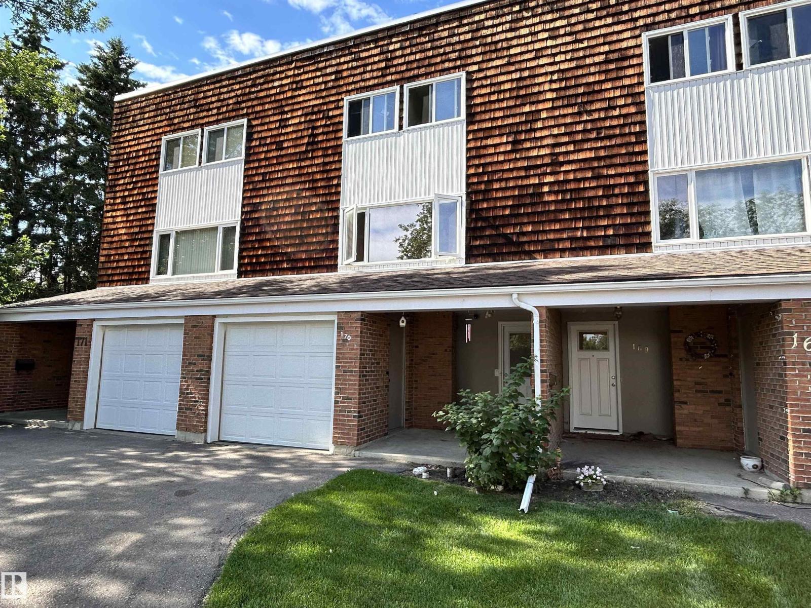 Photo 2 of 170 Great Oa, Sherwood Park AB