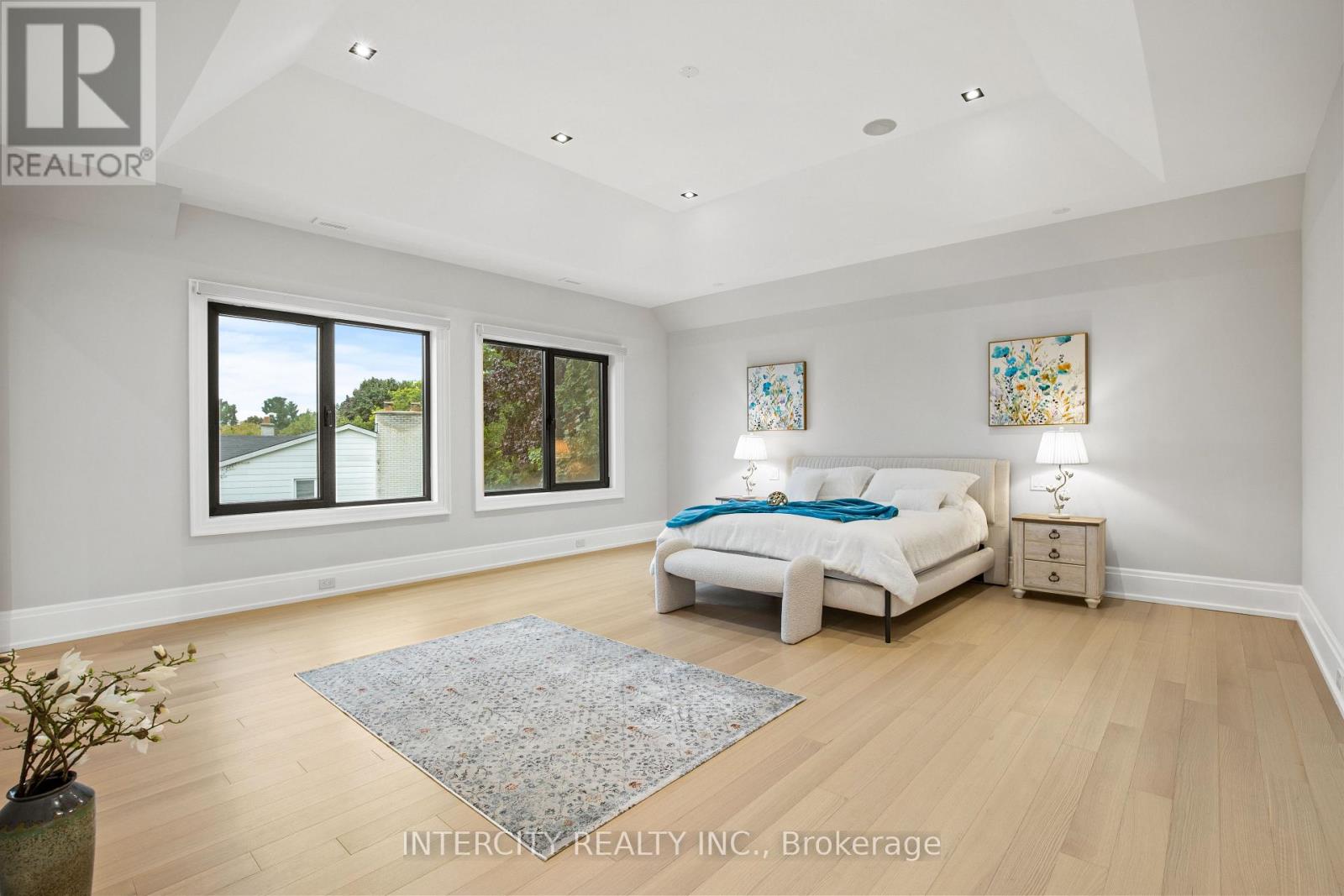 Photo 24 of 1 Silvergrove Road, Toronto ON