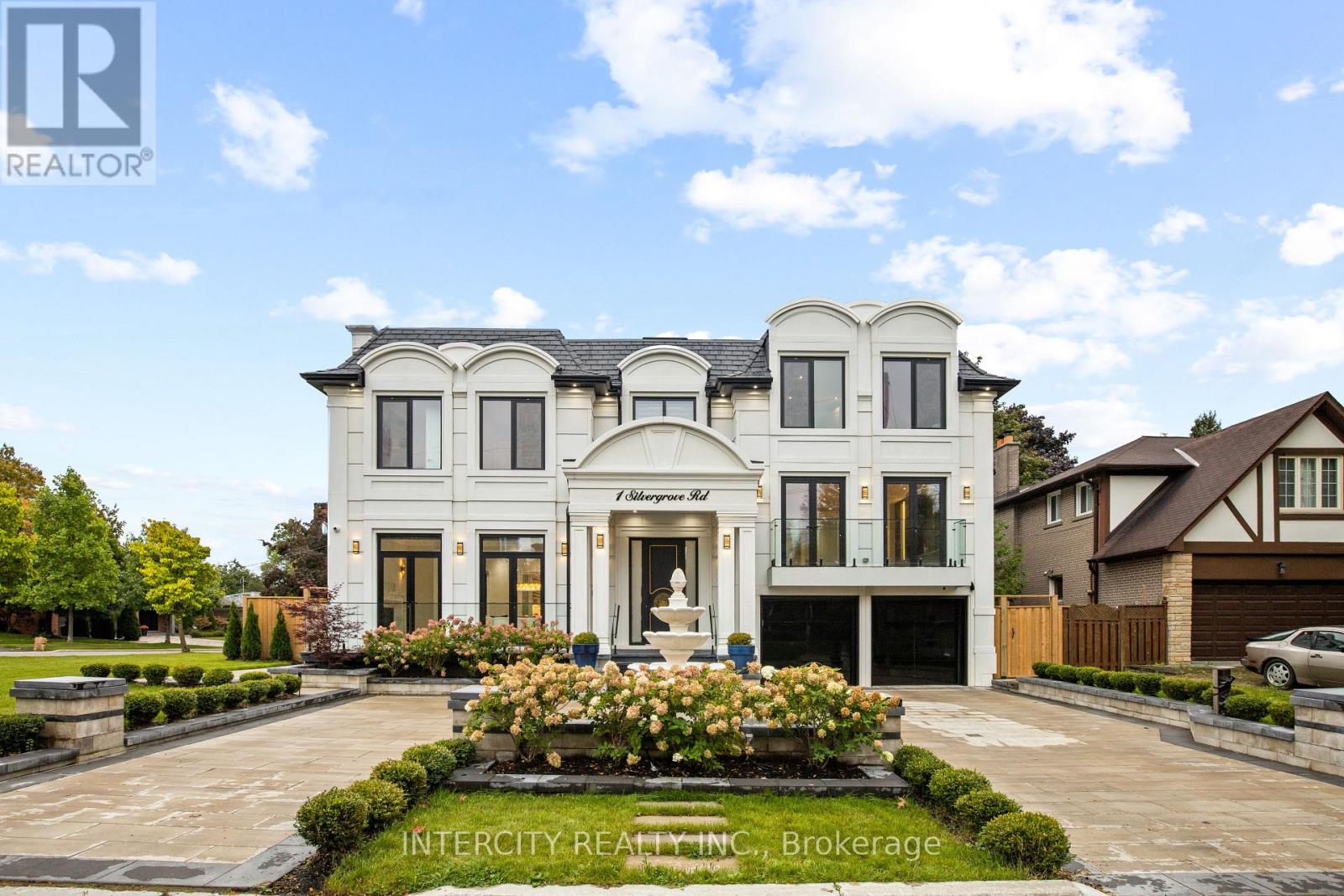 Photo 10 of 1 Silvergrove Road, Toronto ON