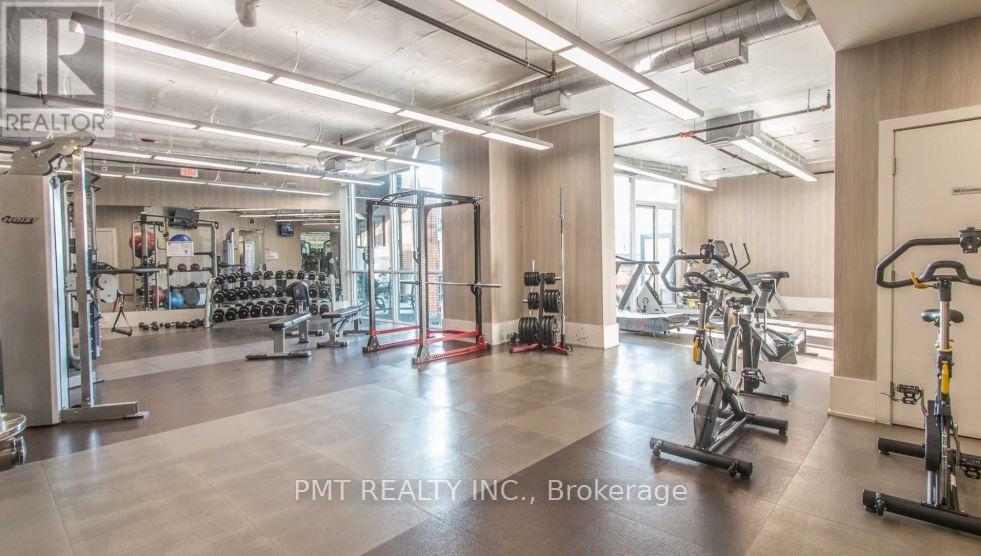 Photo 4 of 803 20 Bruyeres Mews, Toronto ON