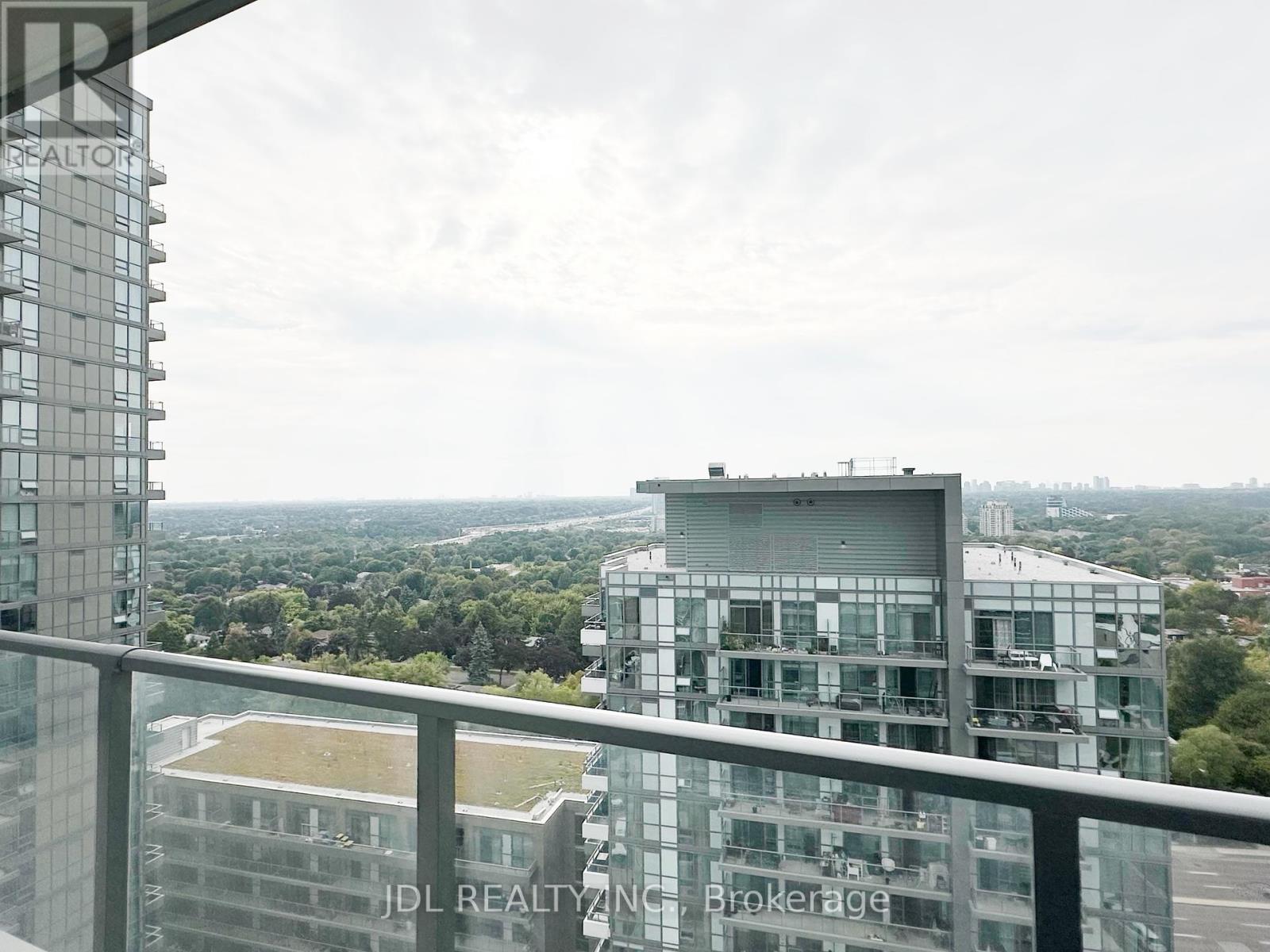 Photo 7 of 1505 56 Forest Manor Road, Toronto ON