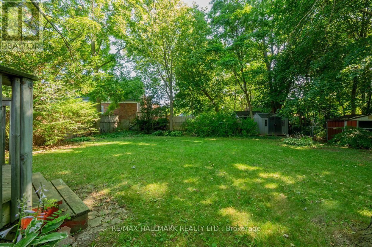 Photo 5 of 22 Latham Avenue, Toronto ON