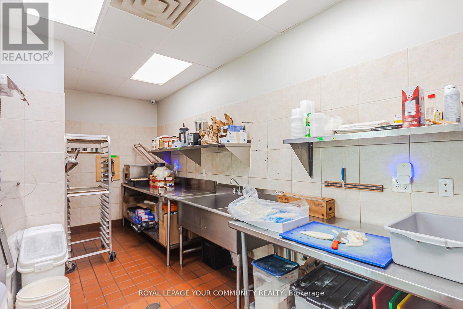 Photo 11 of 75 Consumers Drive, Whitby ON