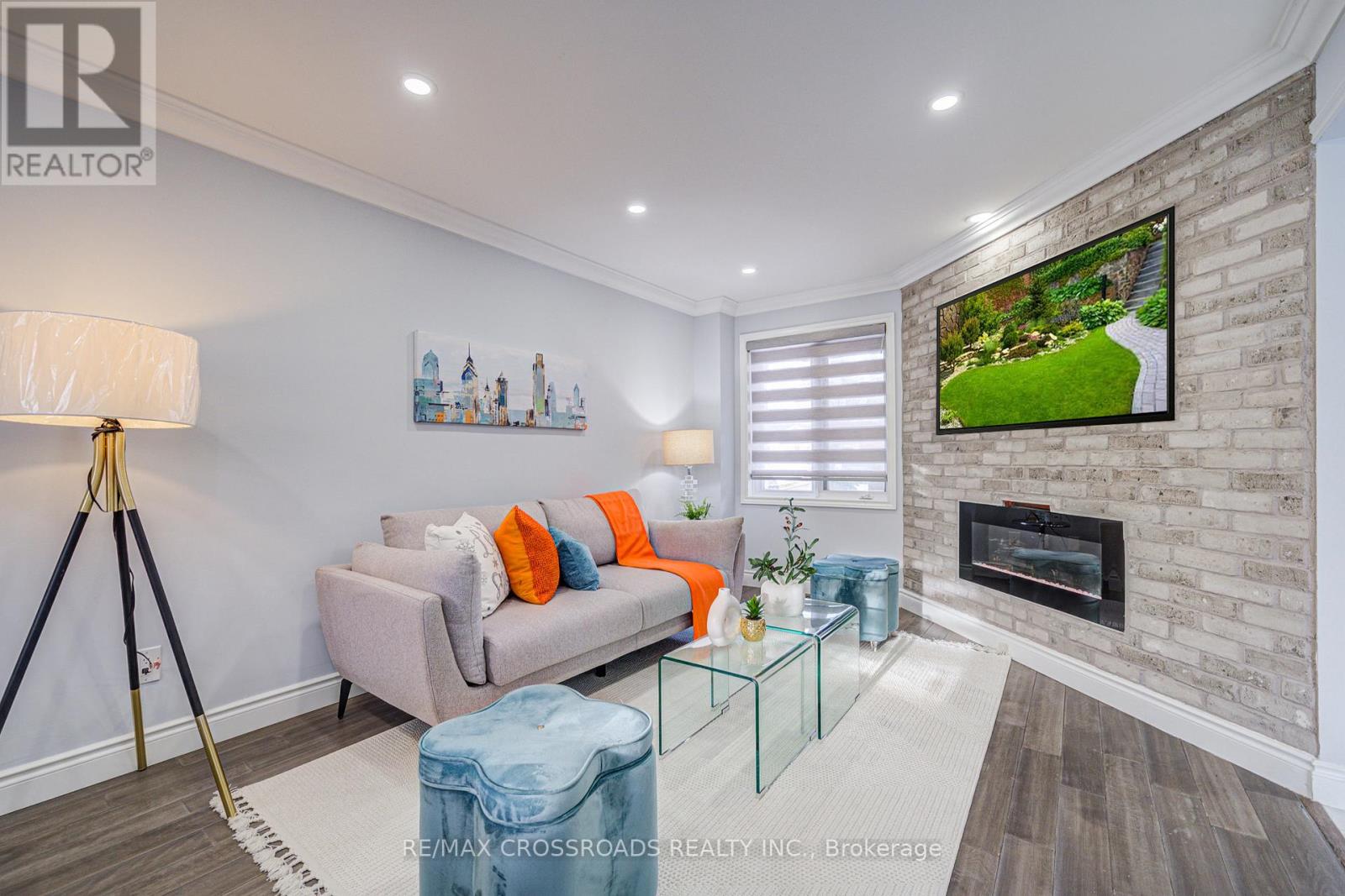 Photo 16 of 93 Mcmann Crescent, Clarington ON