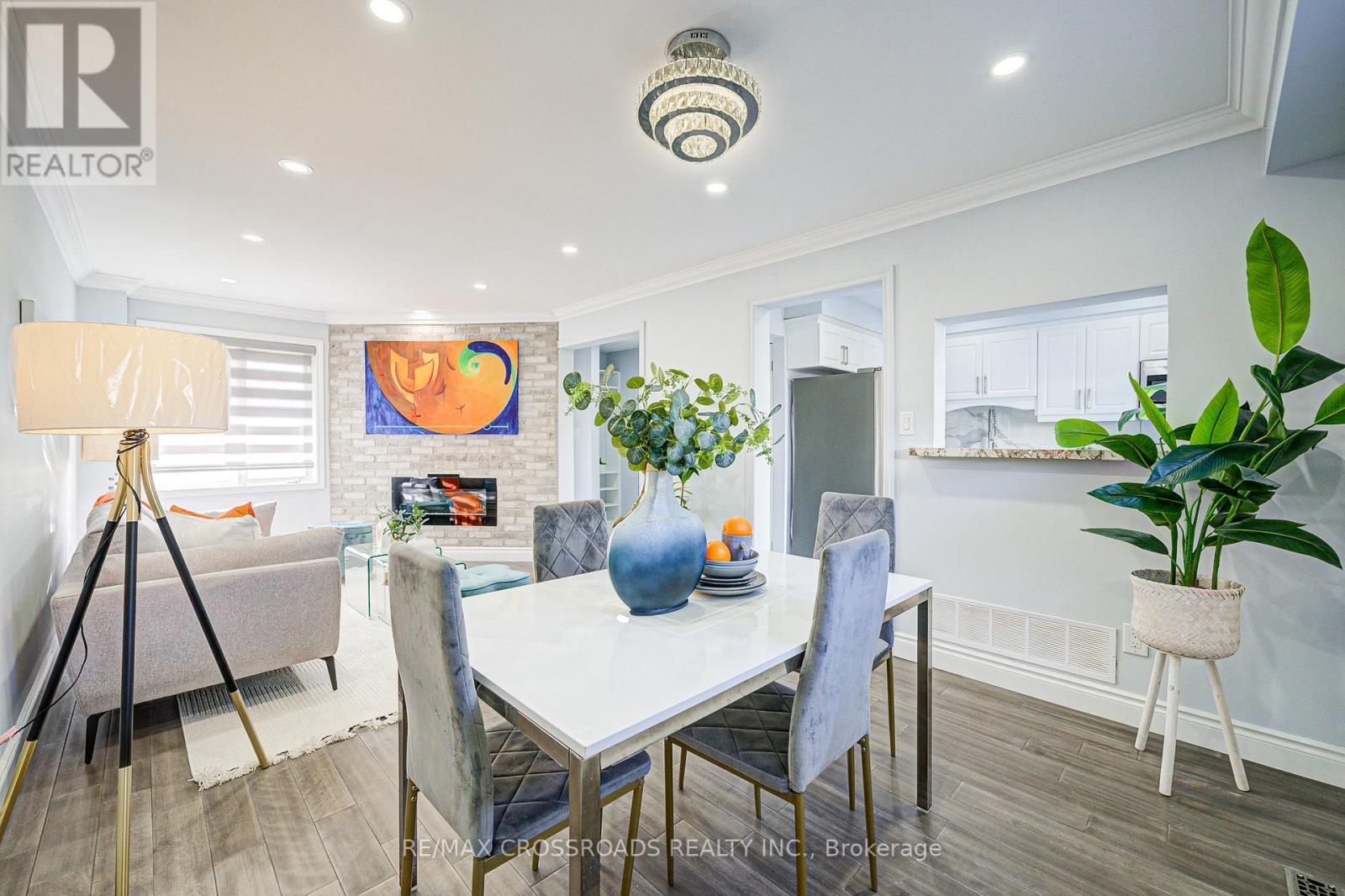 Photo 33 of 93 Mcmann Crescent, Clarington ON