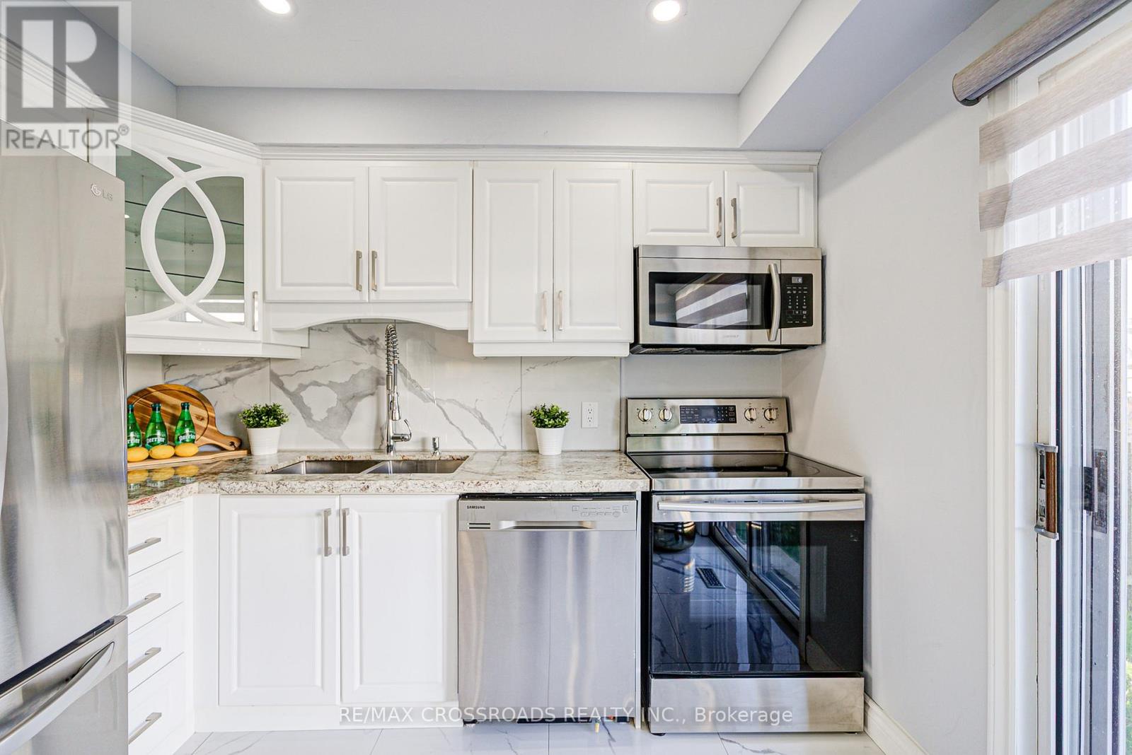 Photo 31 of 93 Mcmann Crescent, Clarington ON