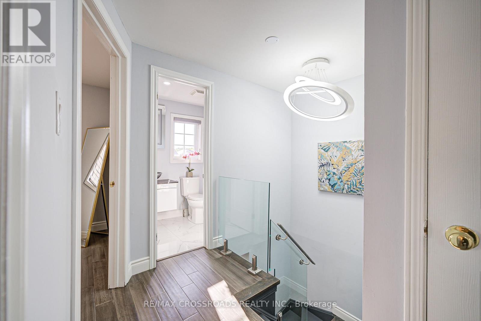 Photo 20 of 93 Mcmann Crescent, Clarington ON