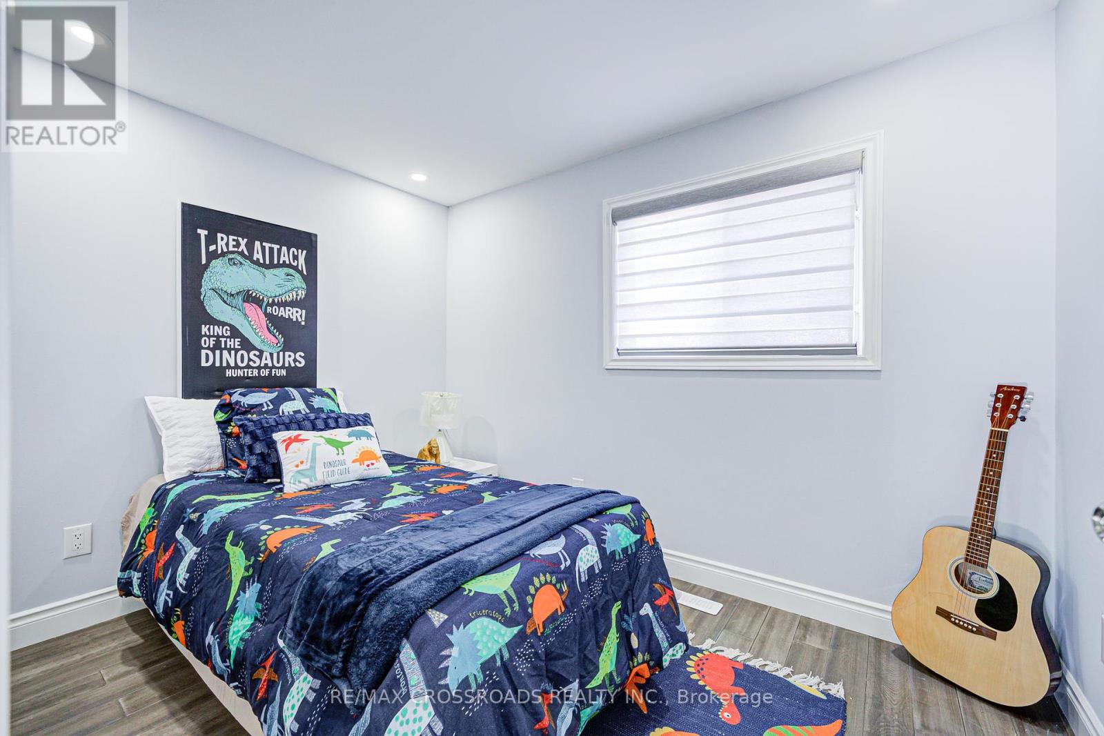 Photo 24 of 93 Mcmann Crescent, Clarington ON