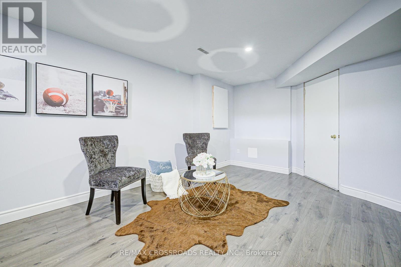 Photo 2 of 93 Mcmann Crescent, Clarington ON