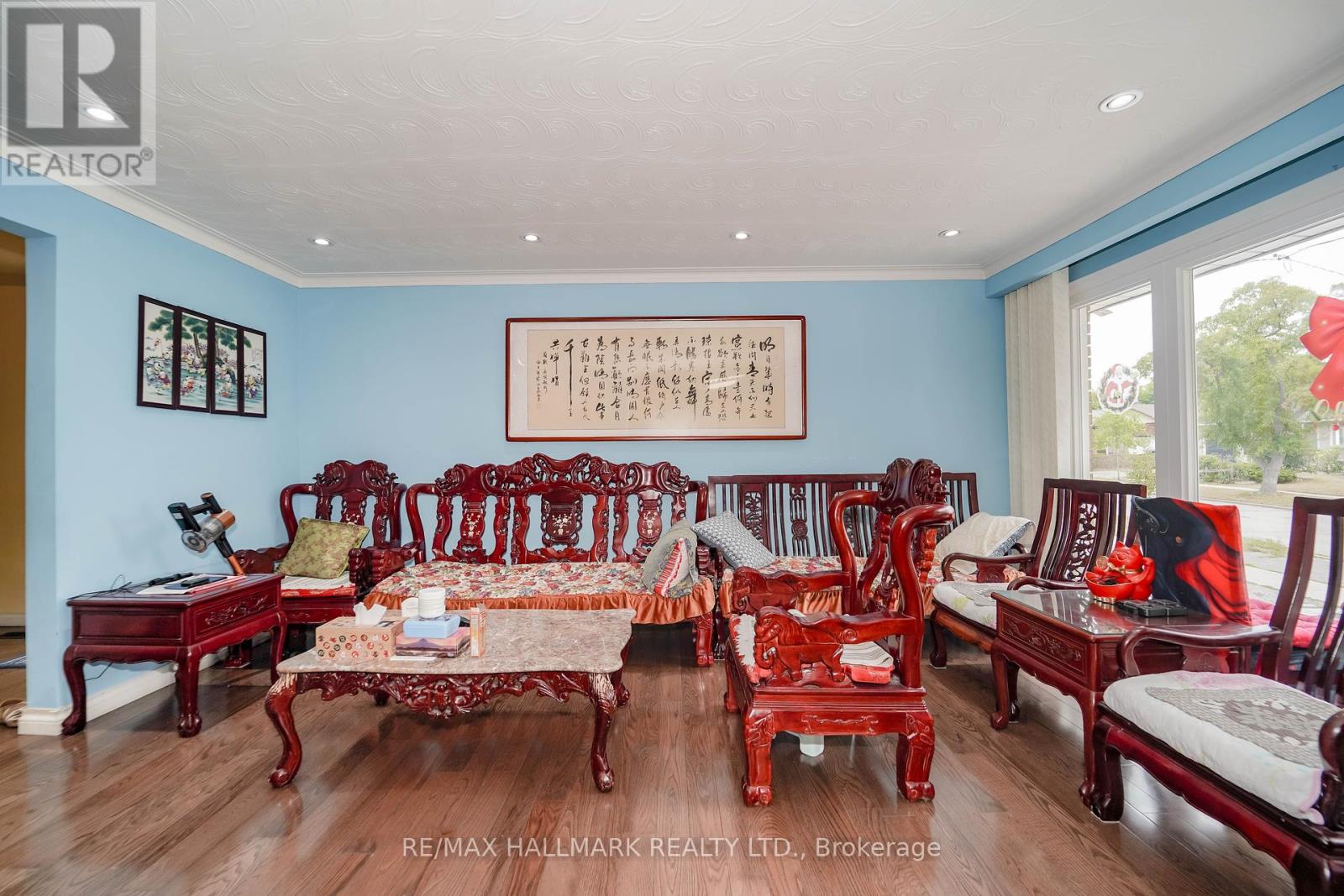 Photo 6 of 16 Araman Drive, Toronto ON