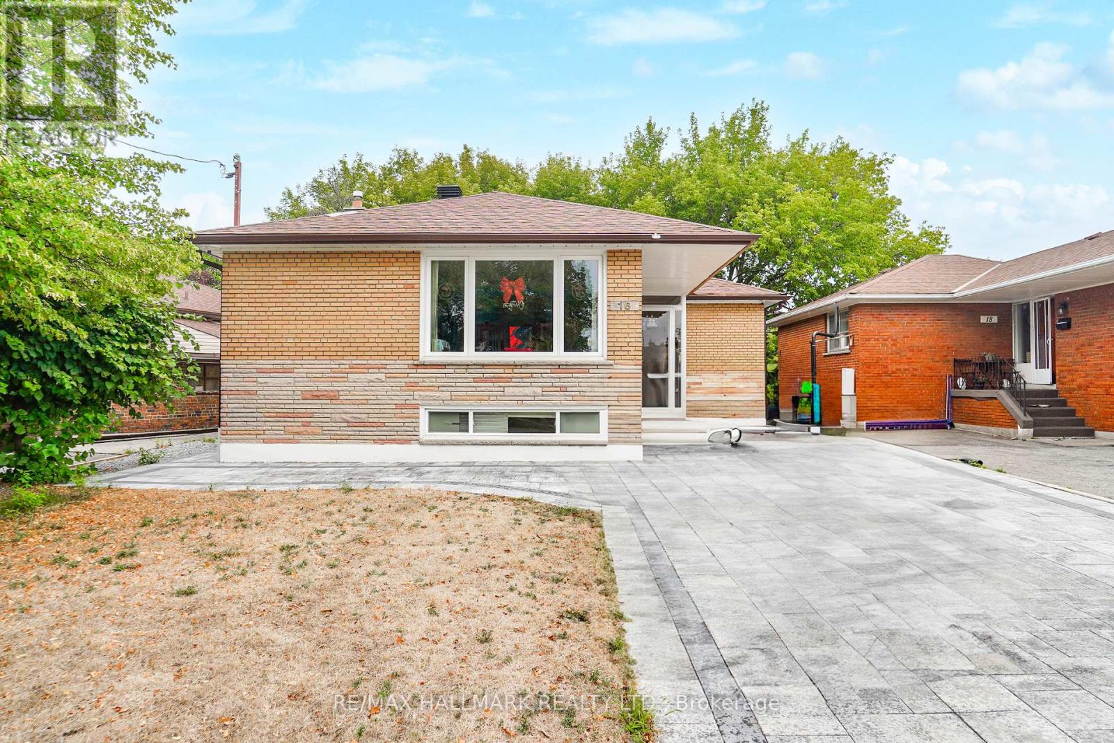 Photo 31 of 16 Araman Drive, Toronto ON