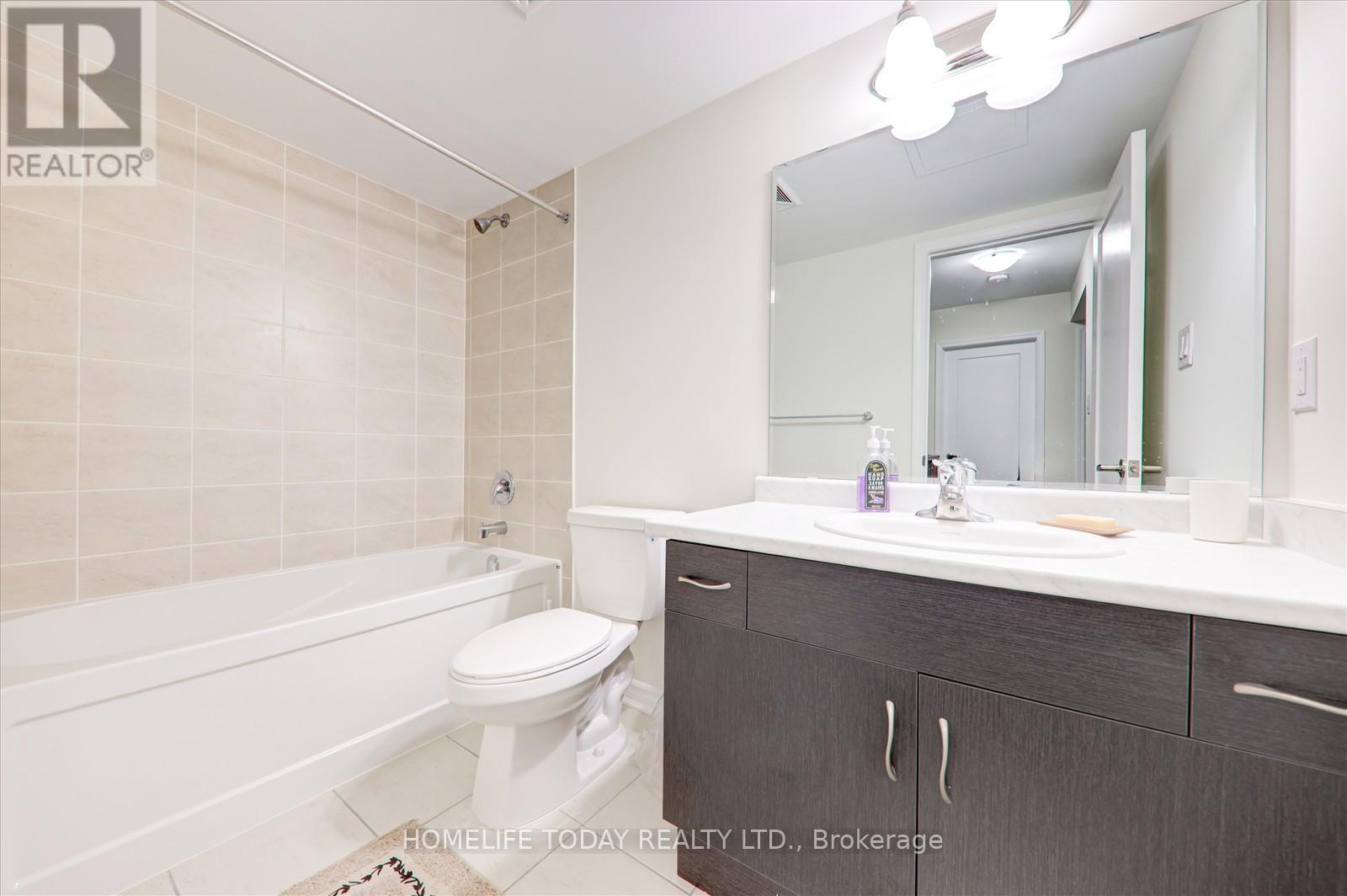 Photo 16 of 321 2787 Eglington Avenue, Toronto ON