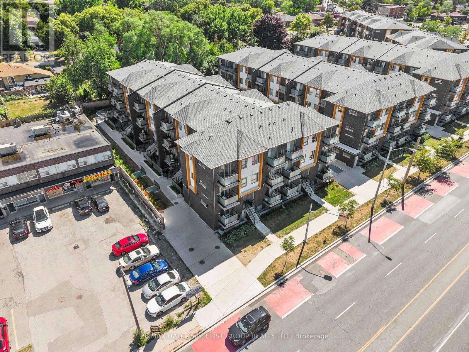 Photo 24 of 522 2791 Eglinton Avenue E, Toronto ON