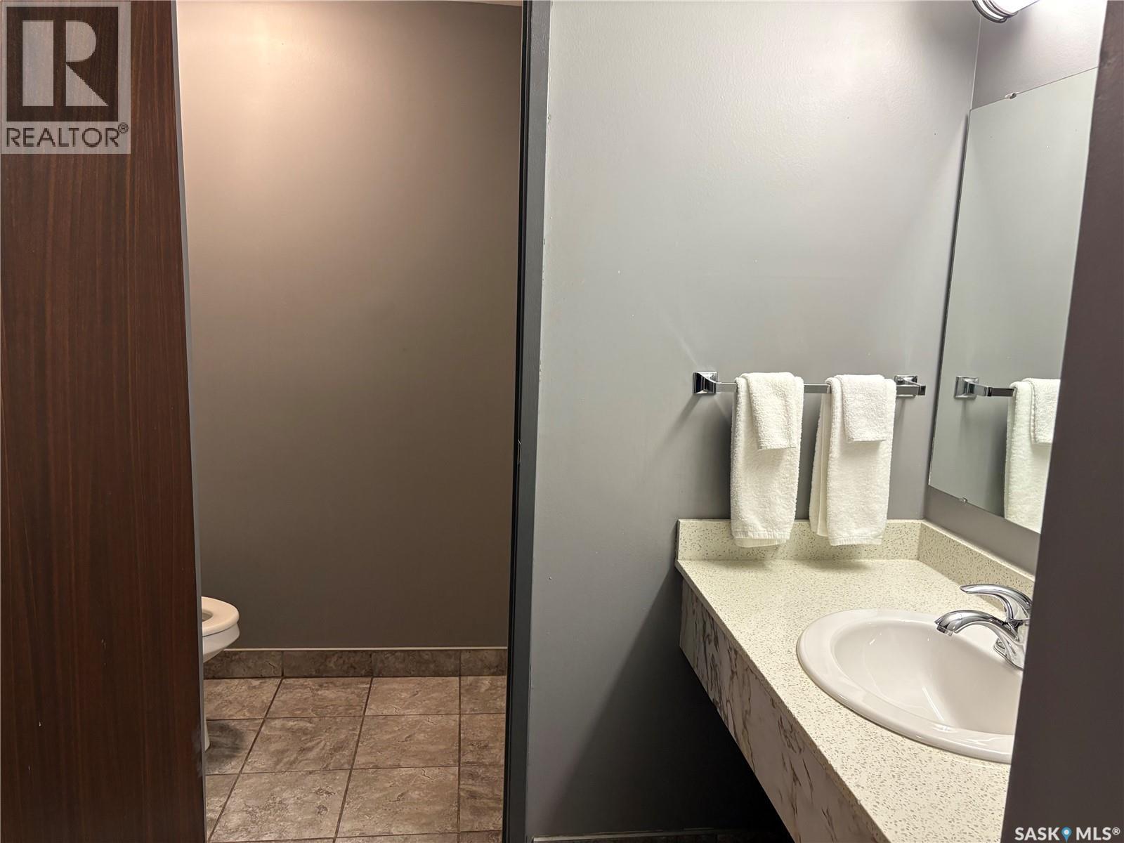 304 King Edward STREET — photo 23