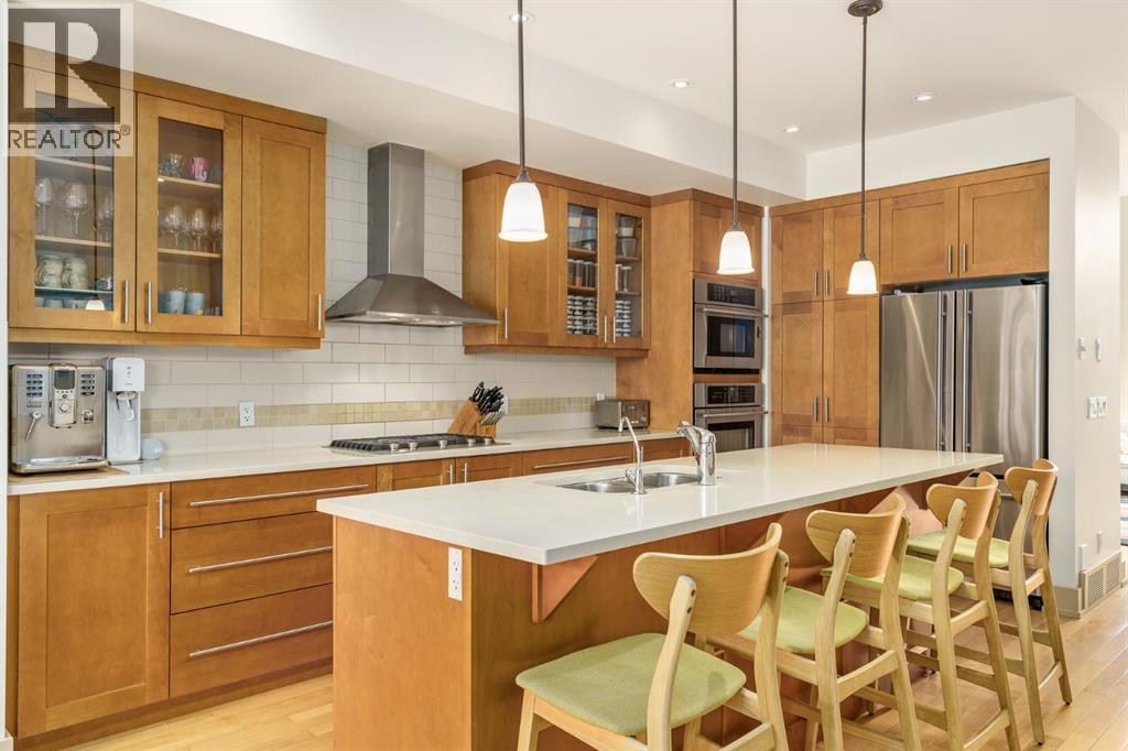 Single Family House for Sale in   Avenue SW Richmond Calgary 