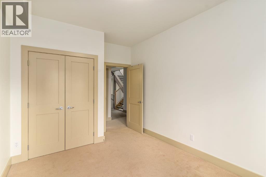 Single Family House for Sale in   Avenue SW Richmond Calgary 