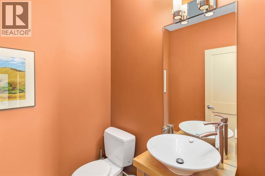 Single Family House for Sale in   Avenue SW Richmond Calgary 