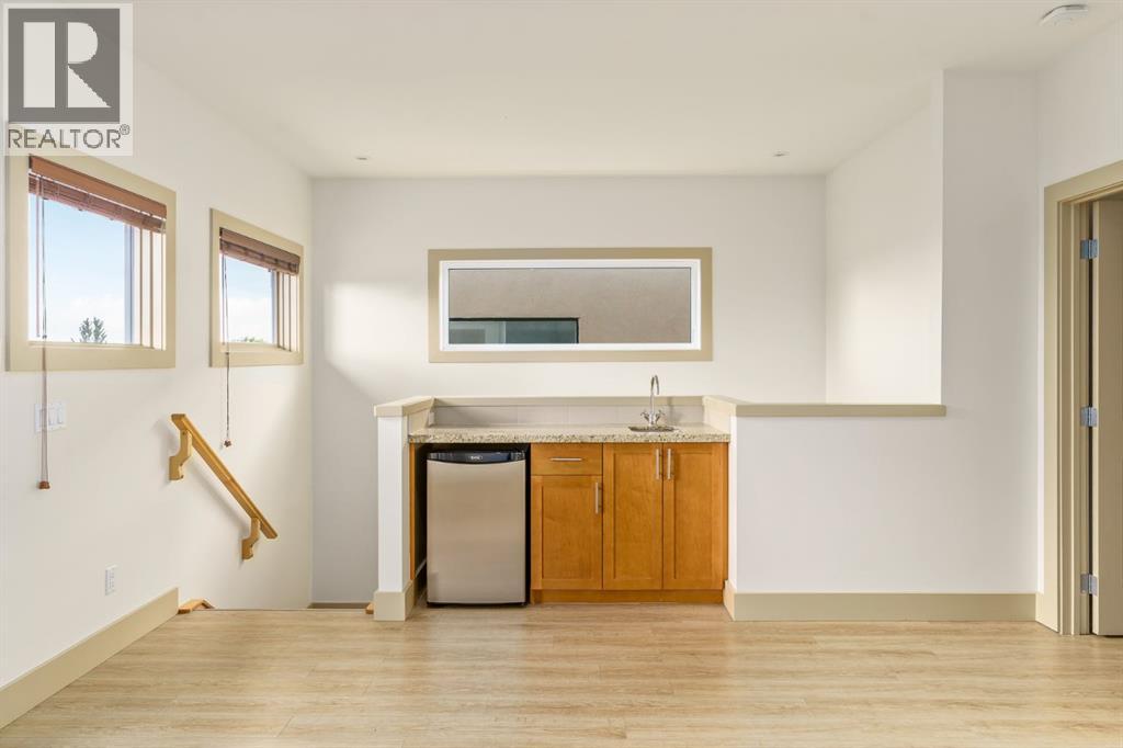 Single Family House for Sale in   Avenue SW Richmond Calgary 