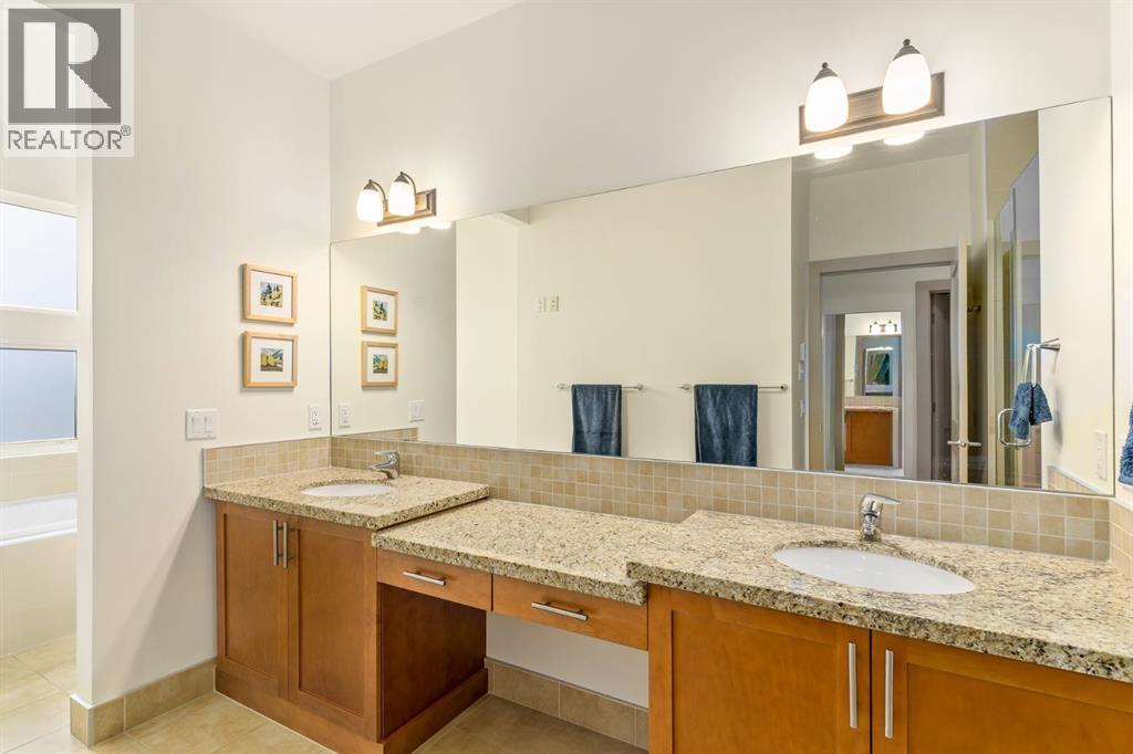 Single Family House for Sale in   Avenue SW Richmond Calgary 