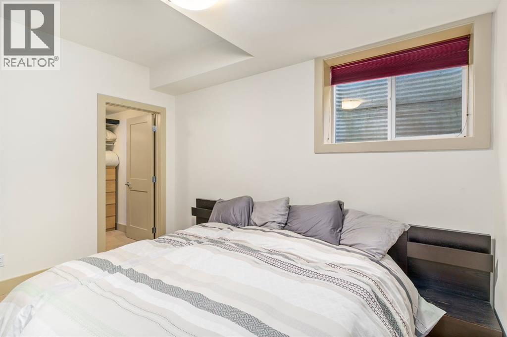 Single Family House for Sale in   Avenue SW Richmond Calgary 
