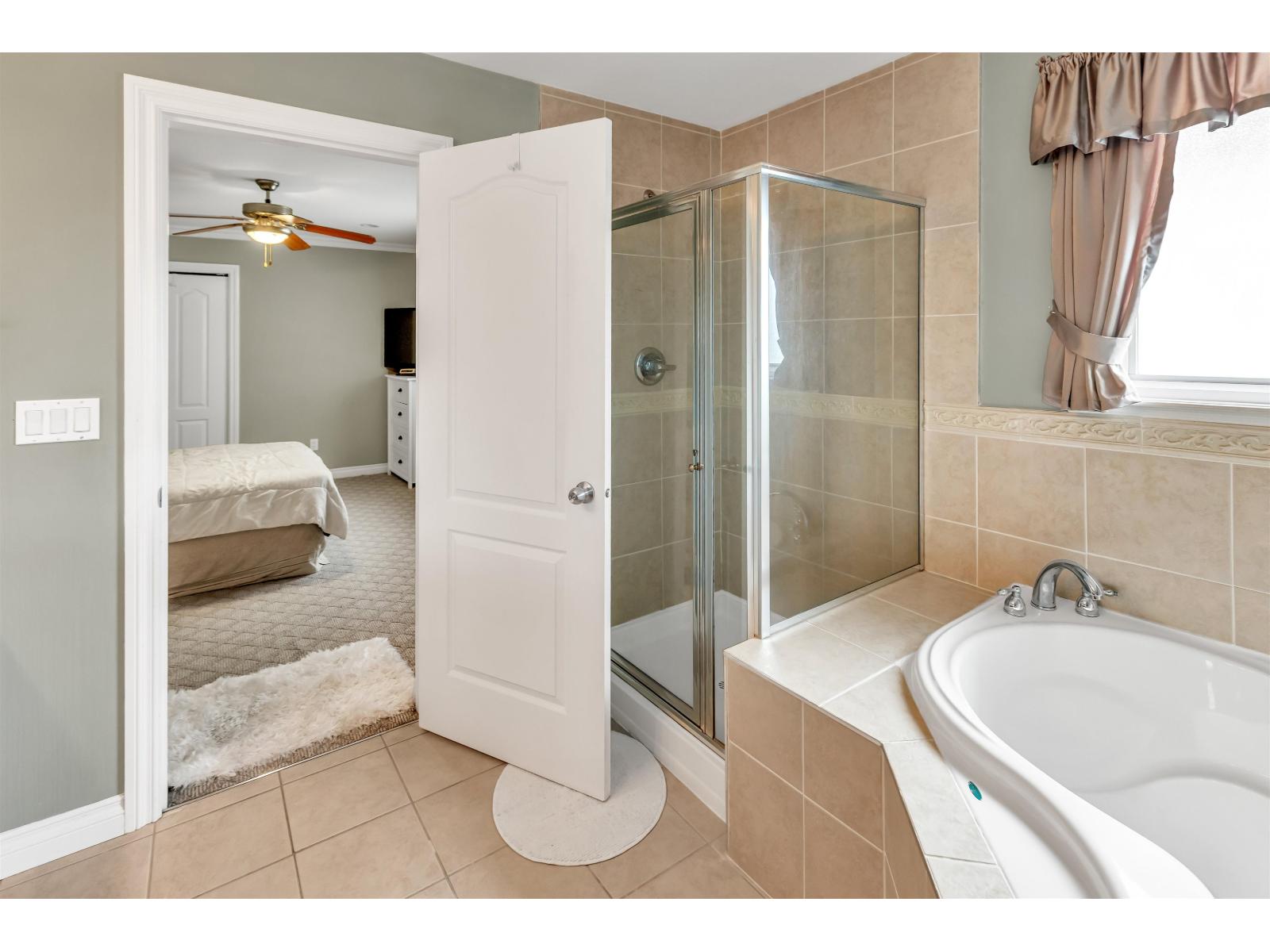 Photo 18 of 7119 148 A Street, Surrey BC