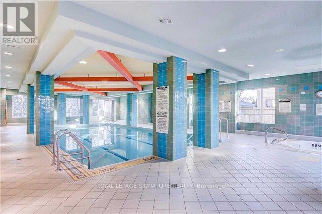 Photo 7 of 905 9 Northern Heights Drive, Richmond Hill ON