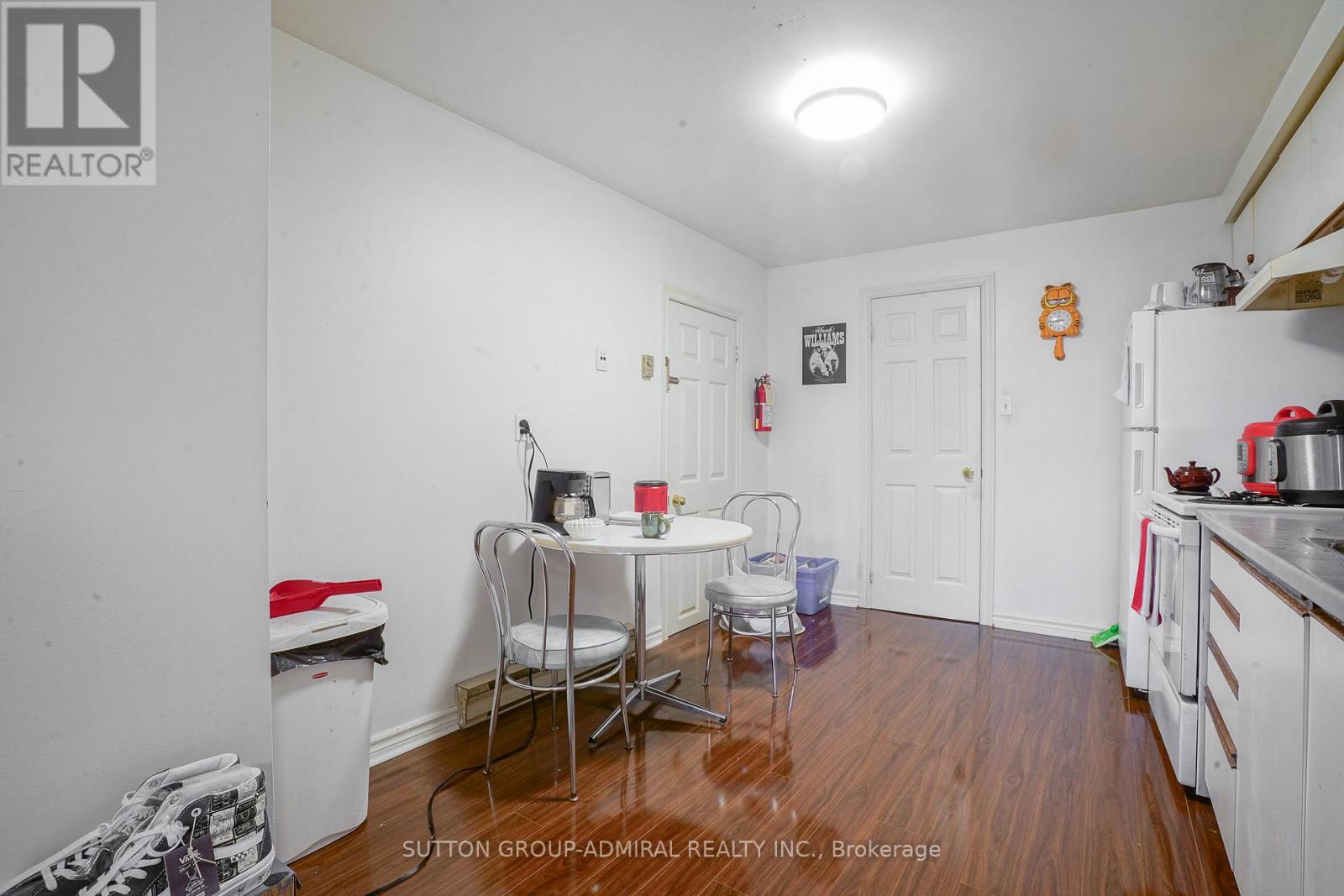 Photo 6 of 644 Srigley Street, Newmarket ON