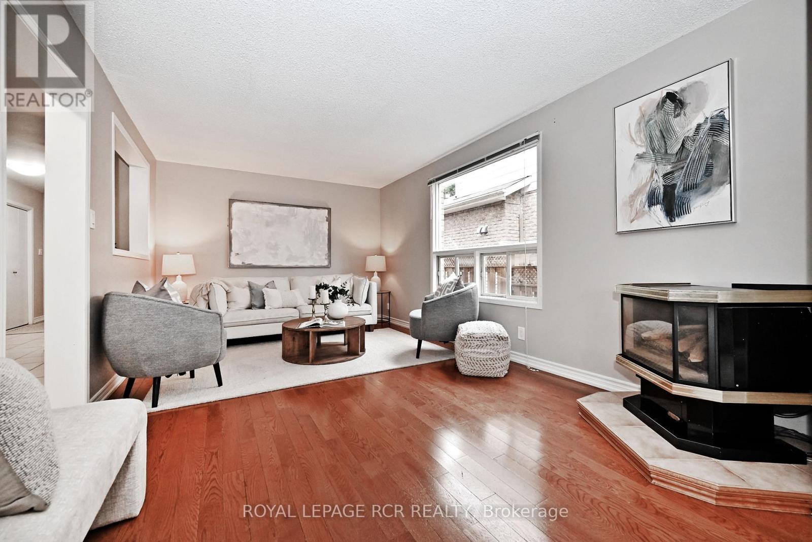 Photo 17 of 442 Britannia Avenue, Bradford West Gwillimbury ON