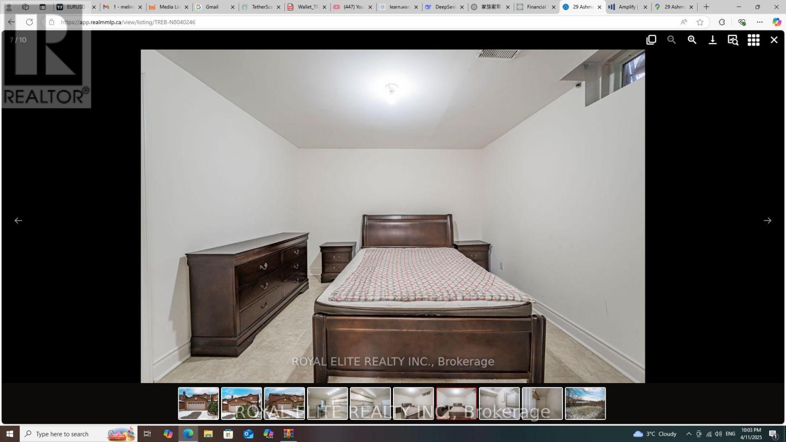 Photo 18 of 29 Ashmore Crescent, Markham ON