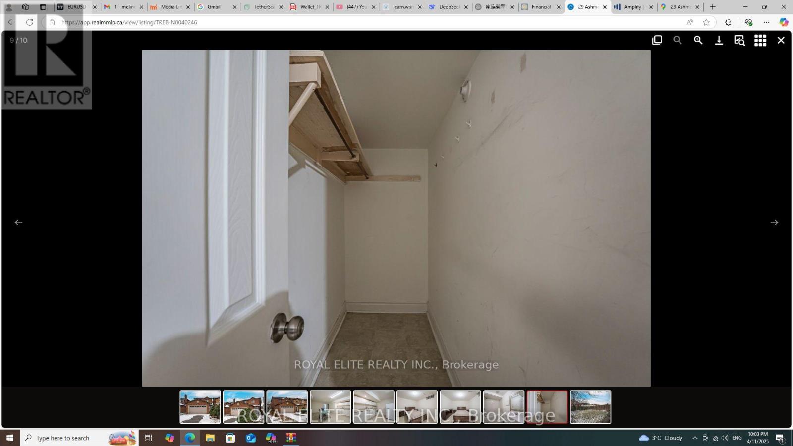 Photo 13 of 29 Ashmore Crescent, Markham ON