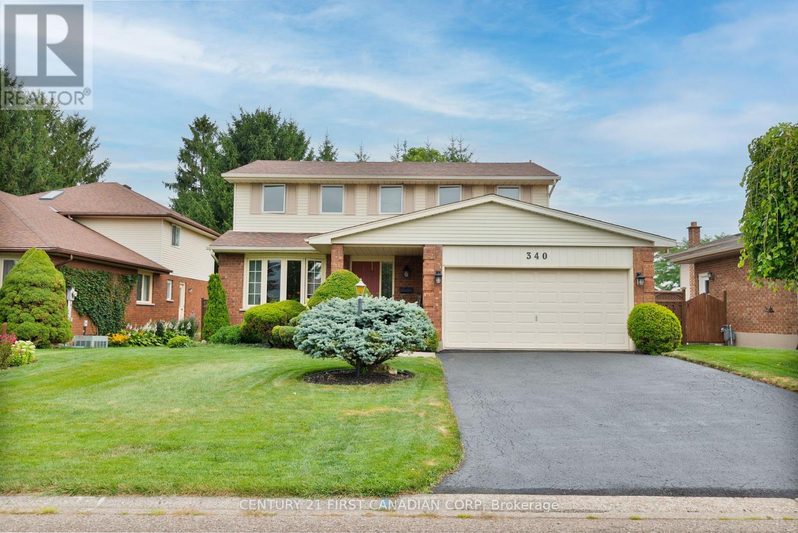Single Family House for Sale in  CANTERBURY PLACE Central Elgin (Belmont) 