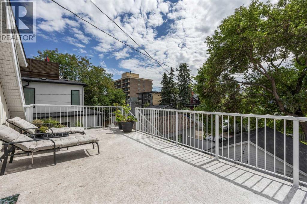 Single Family House for Sale in   Avenue SW Cliff Bungalow Calgary 