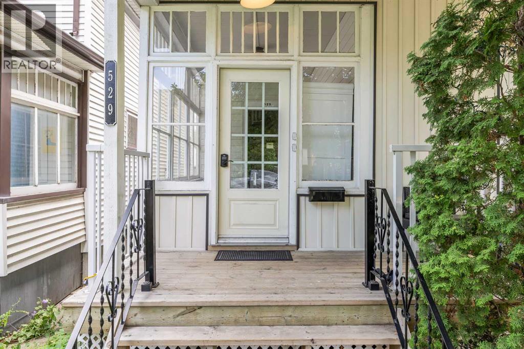 Single Family House for Sale in   Avenue SW Cliff Bungalow Calgary 